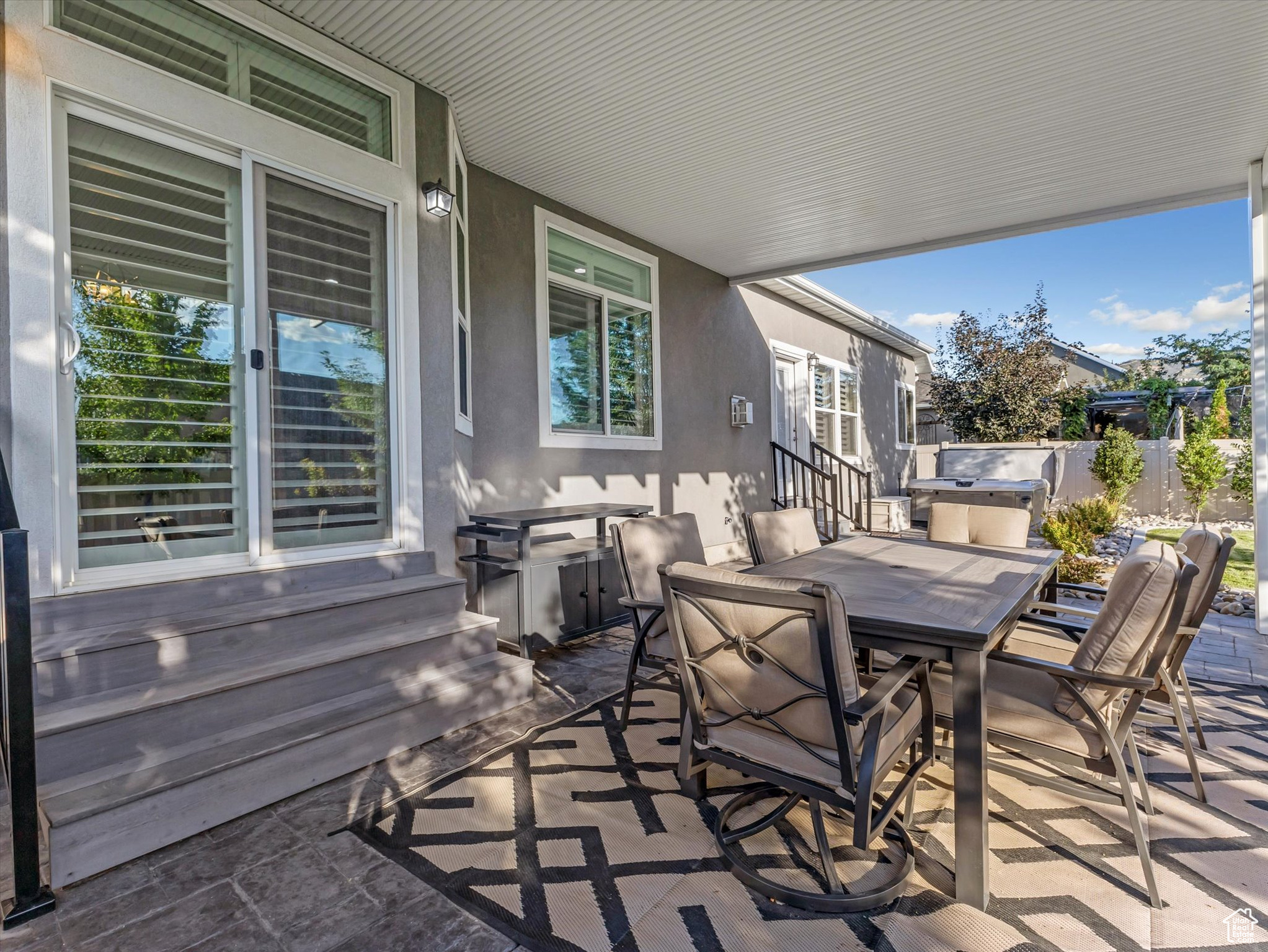 13270 S LAKEMONT DR