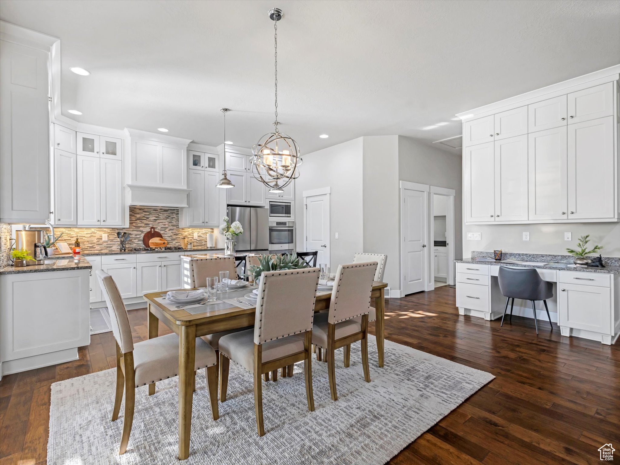 13270 S LAKEMONT DR