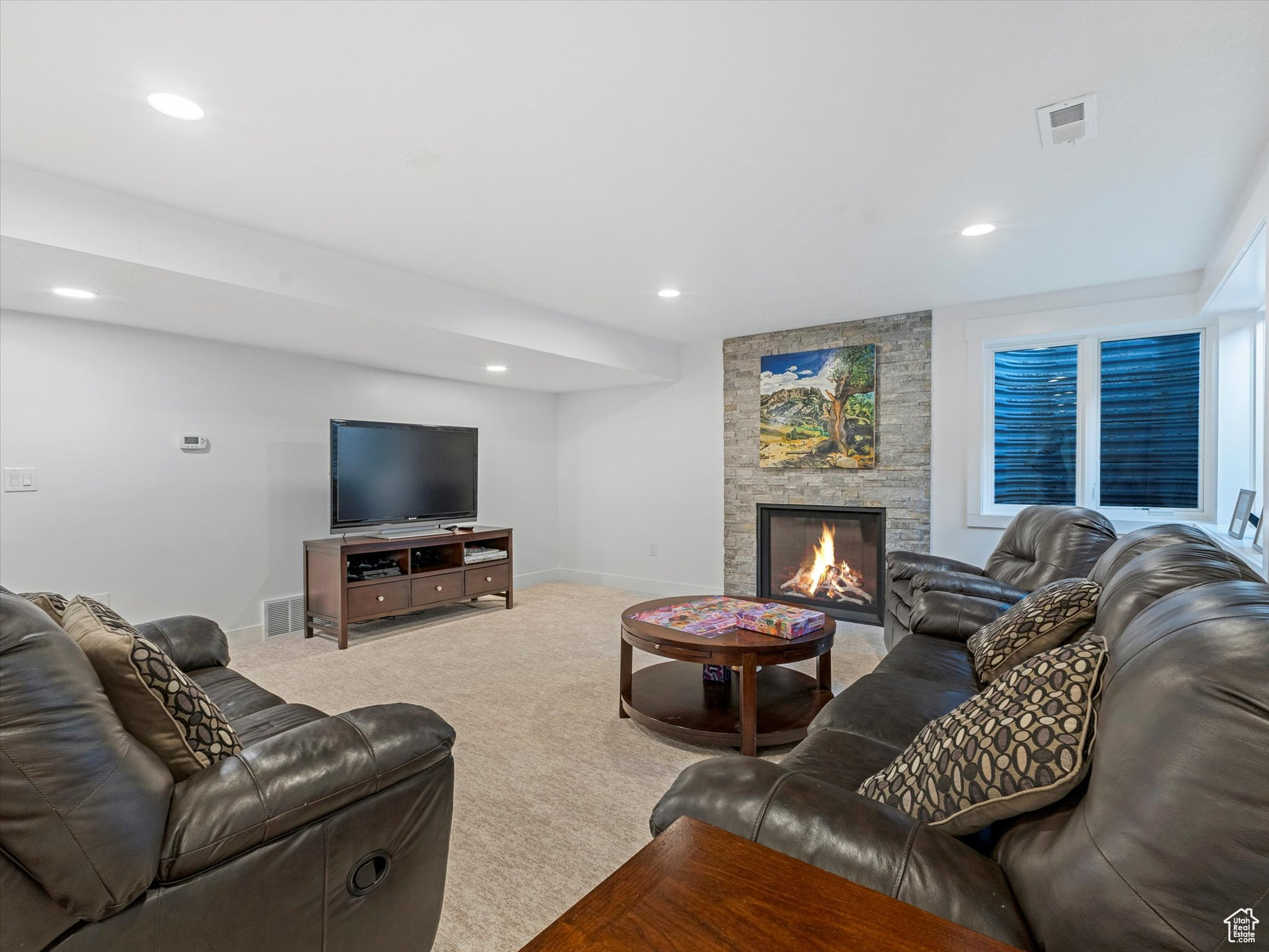 1 WANDERWOOD WAY