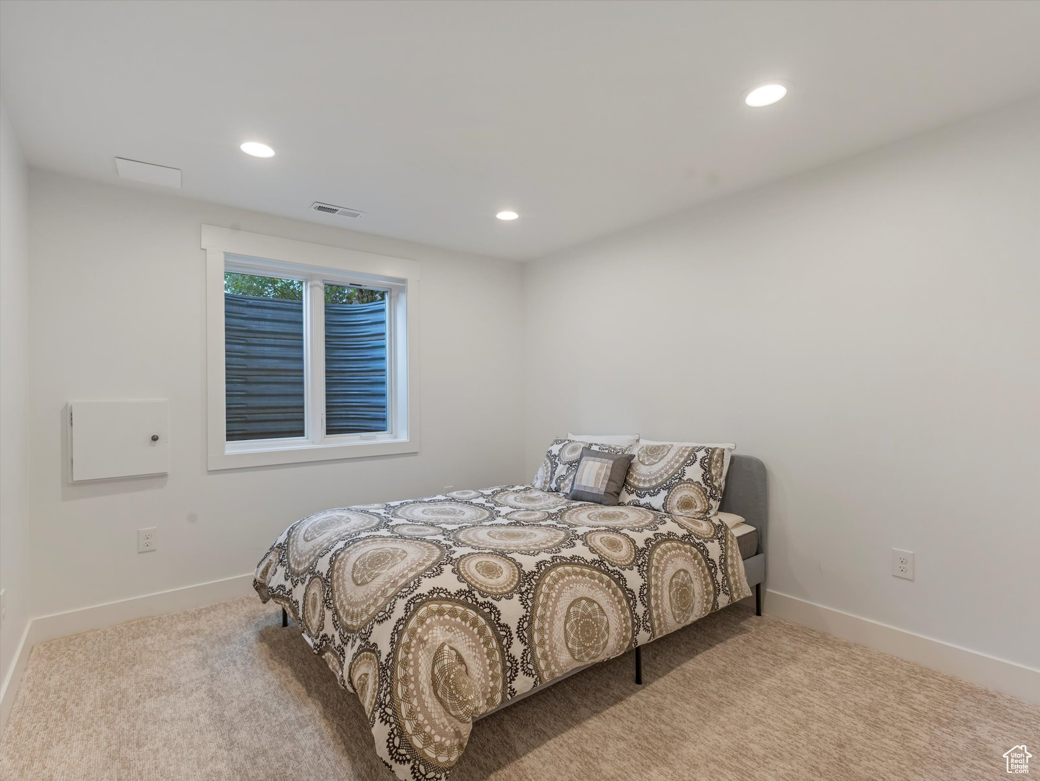 1 WANDERWOOD WAY