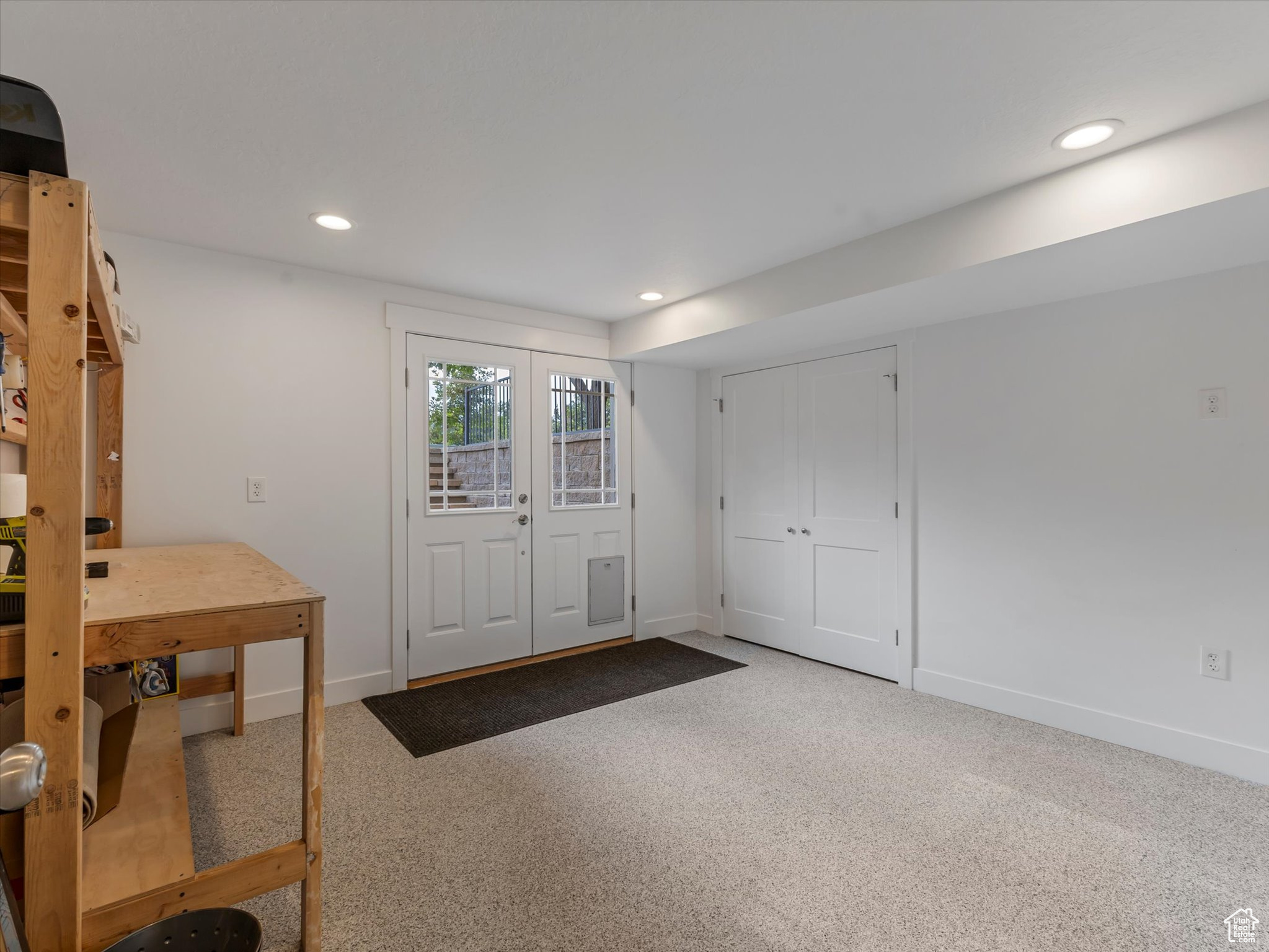 1 WANDERWOOD WAY