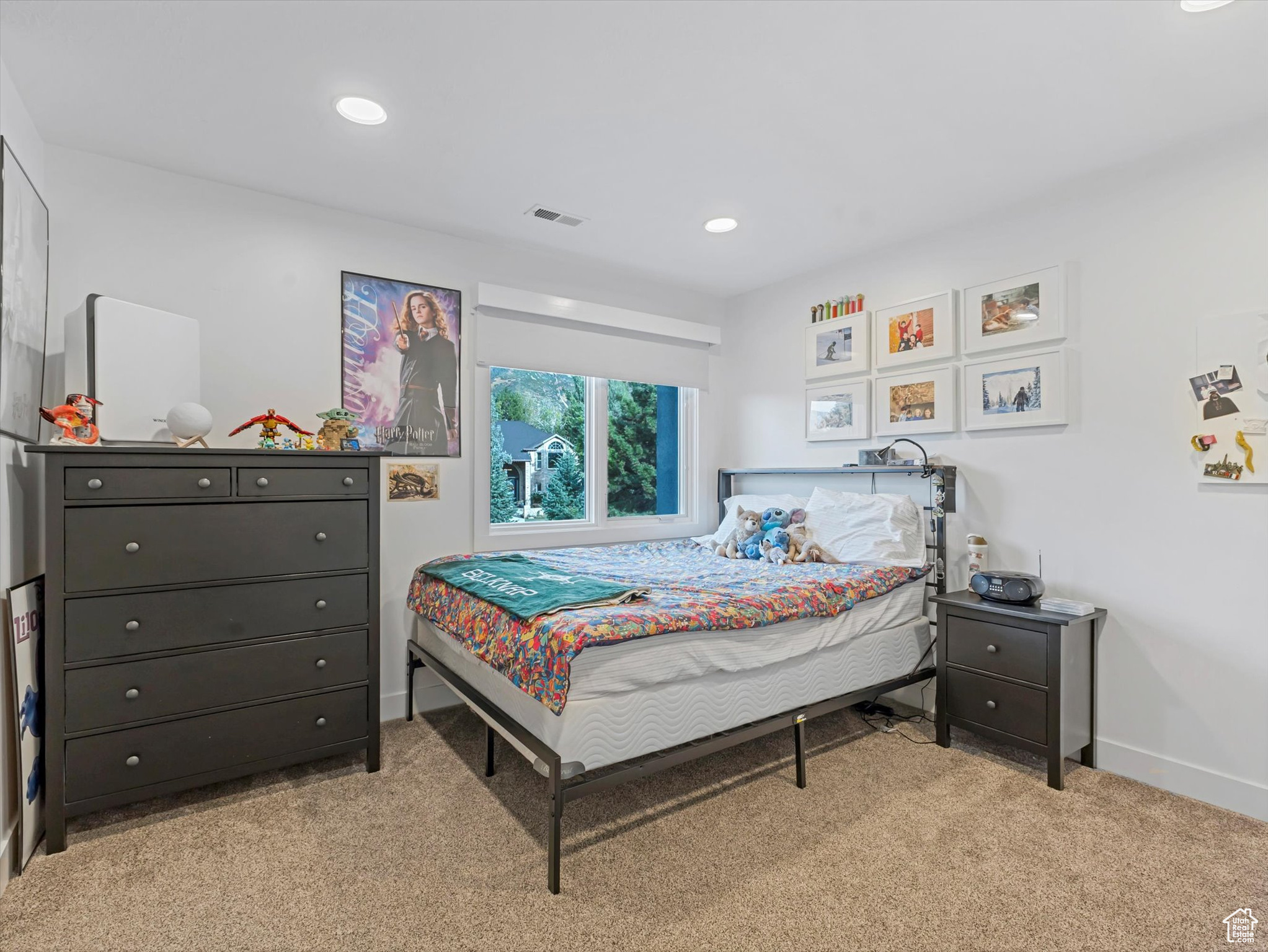 1 WANDERWOOD WAY