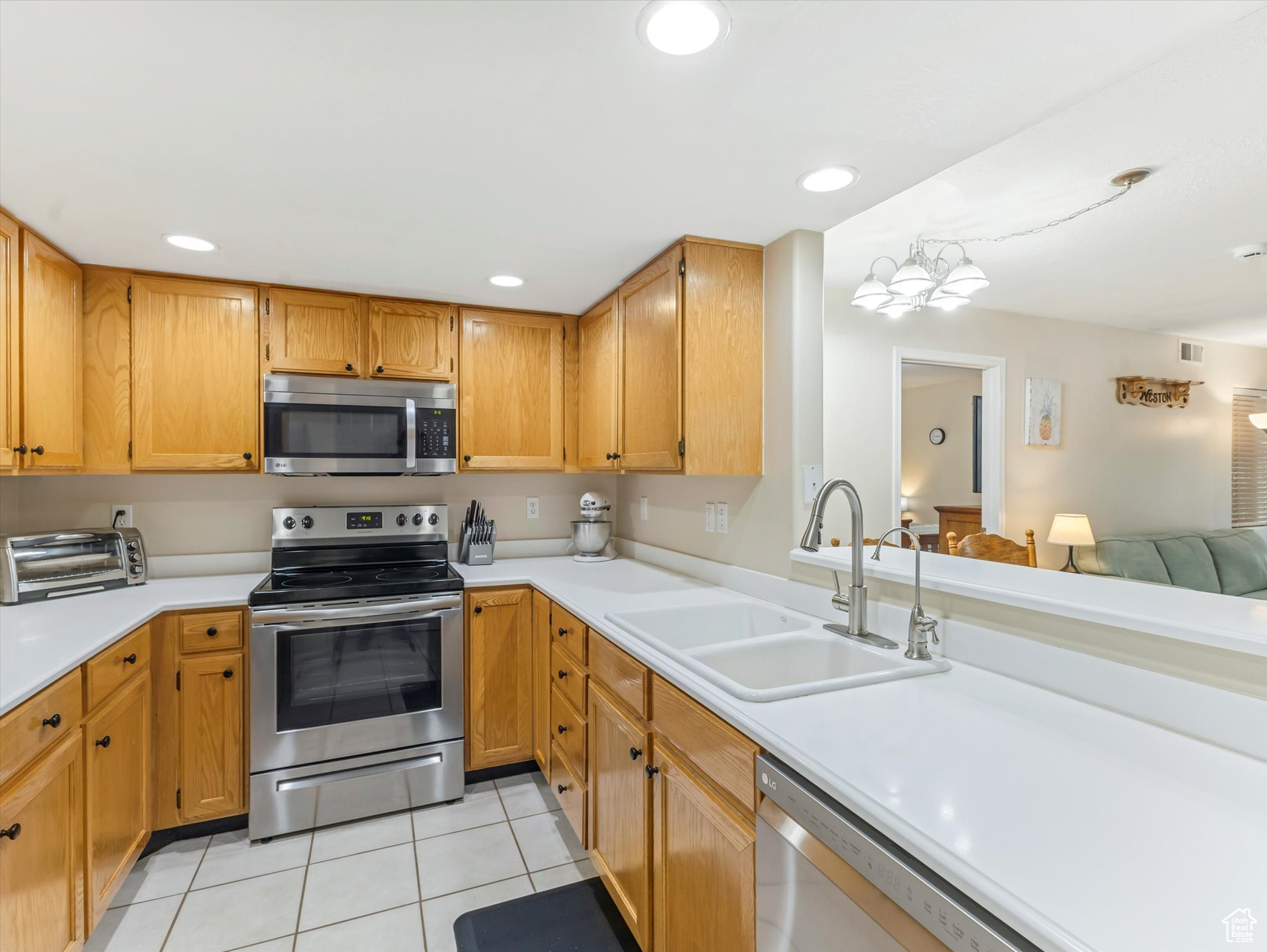 3847 S SALT RIVER WAY #1