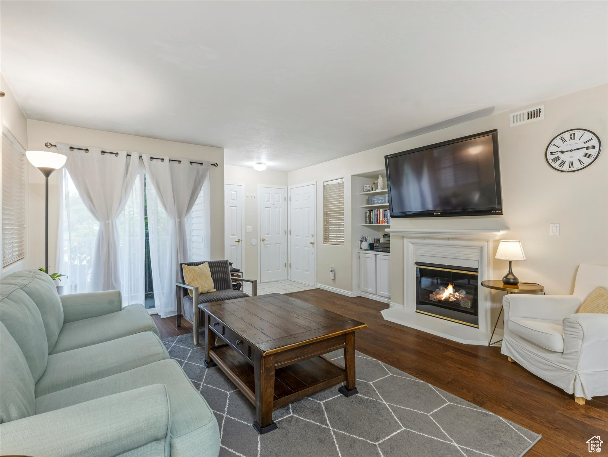 3847 S SALT RIVER WAY #1