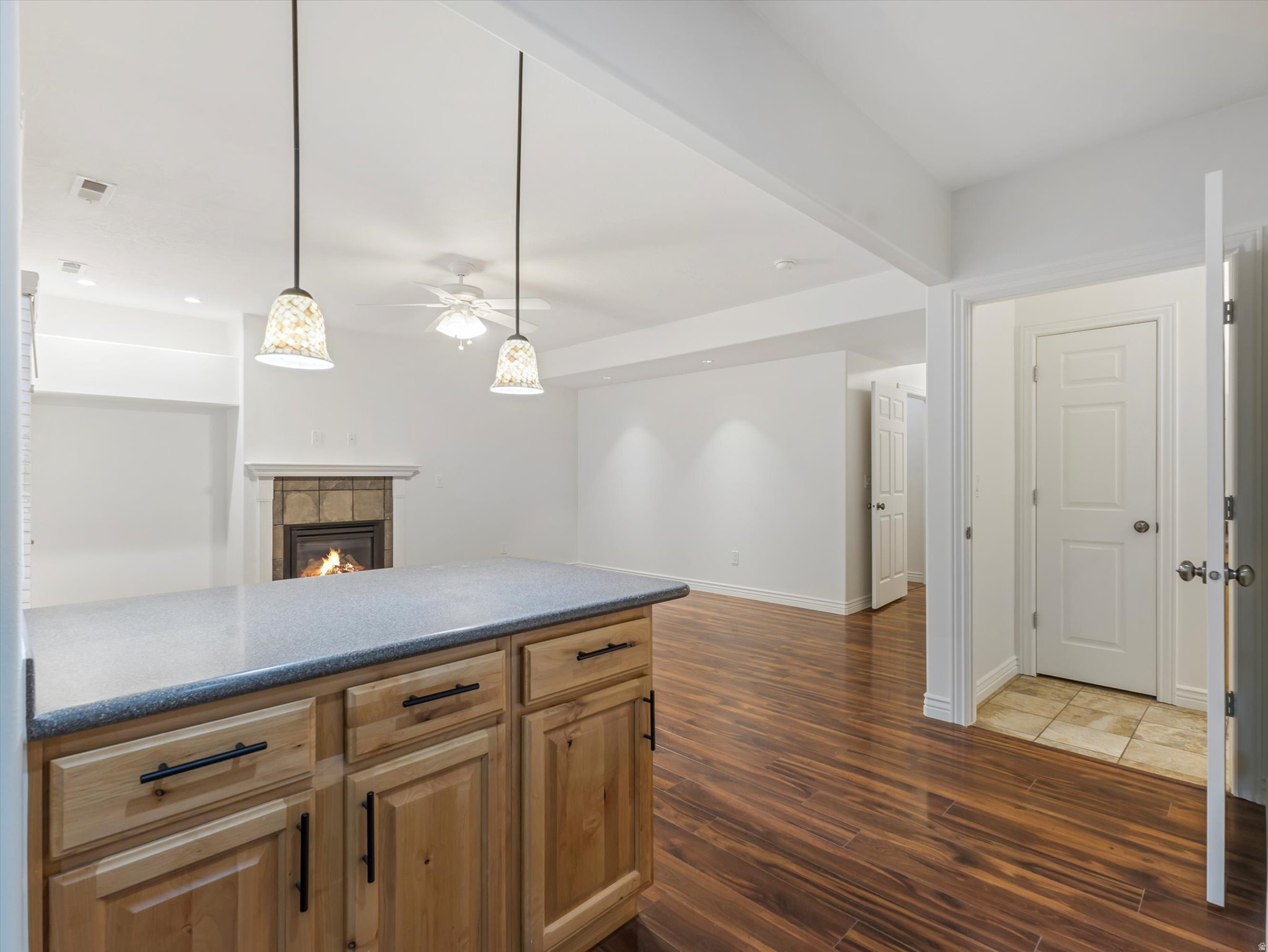 1694 E APPLE ORCHARD CT