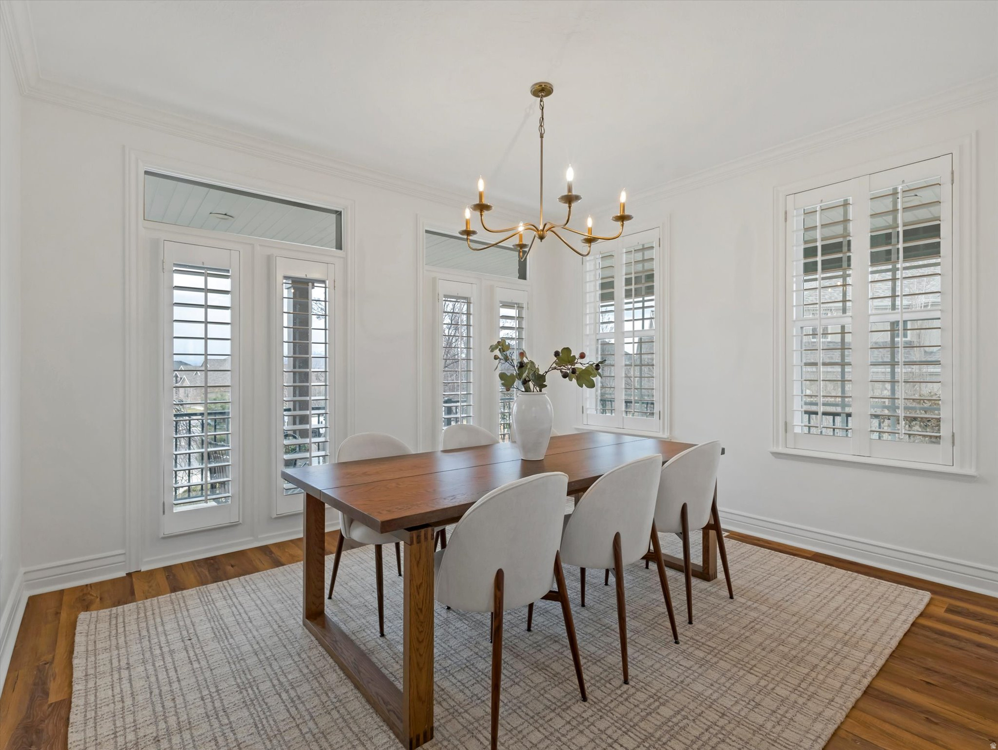 1694 E APPLE ORCHARD CT