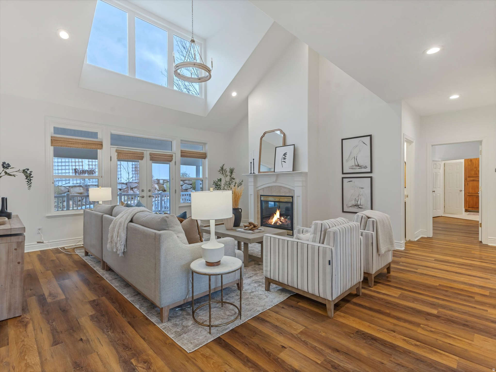 1694 E APPLE ORCHARD CT