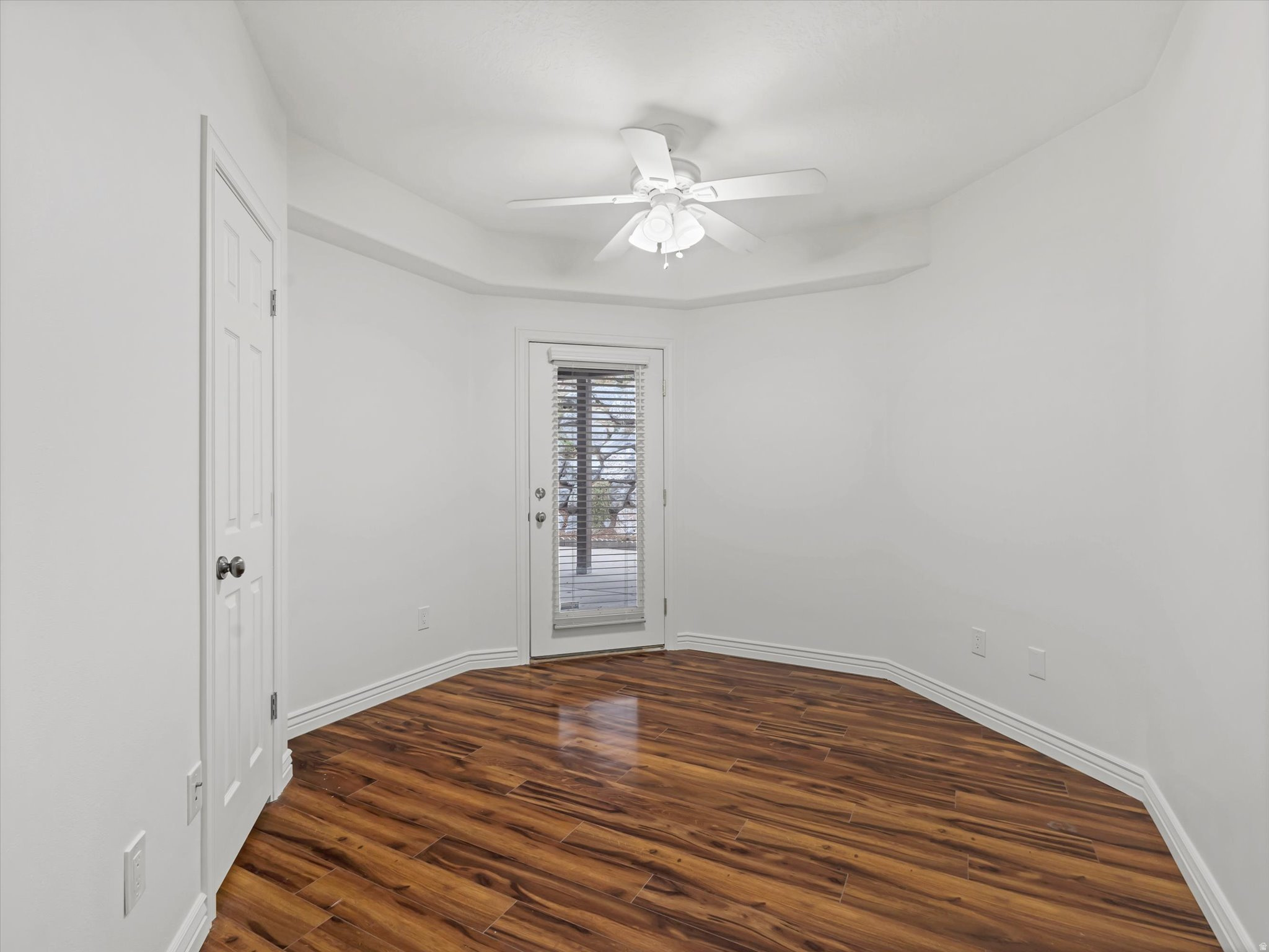1694 E APPLE ORCHARD CT