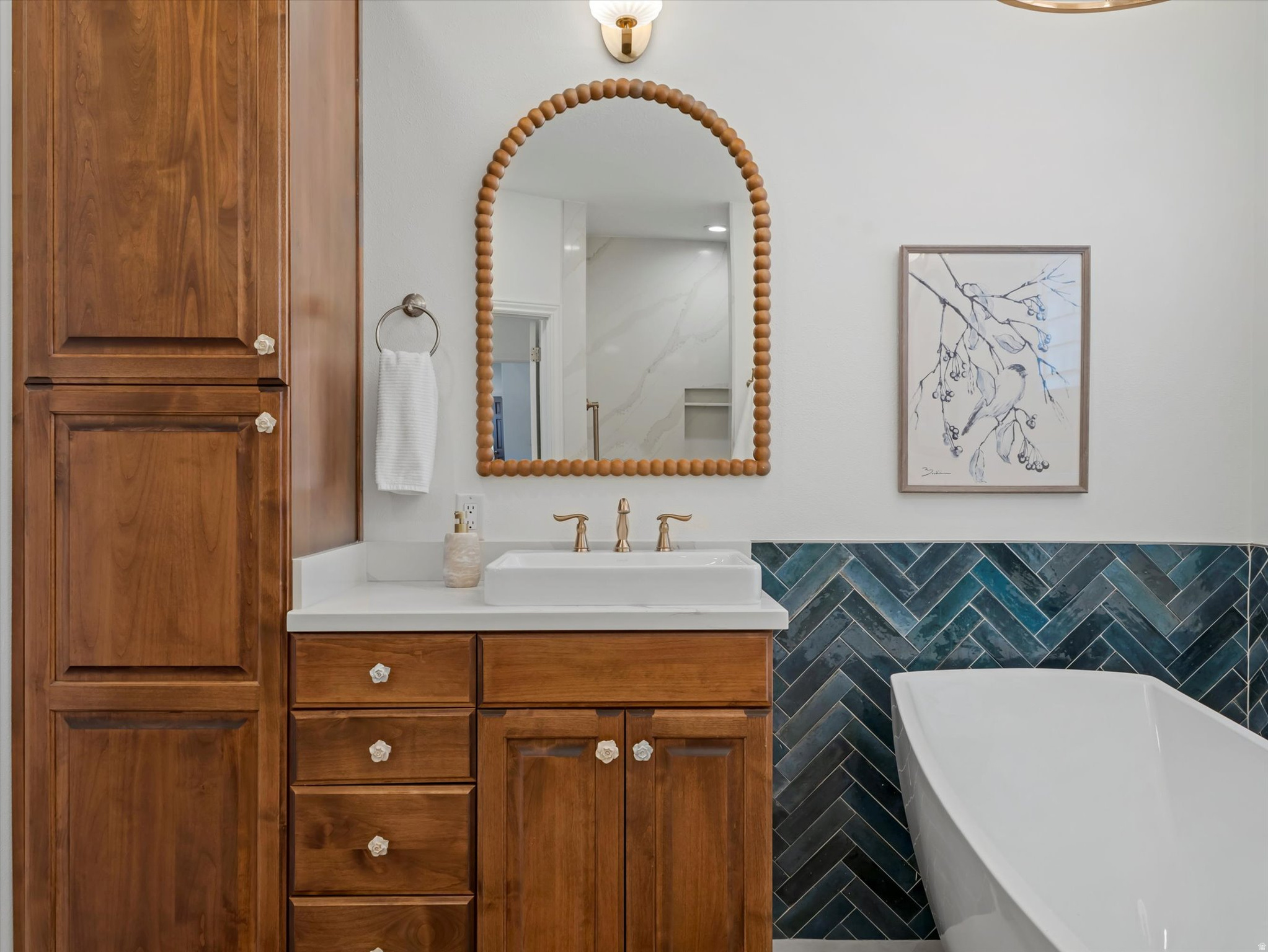 1694 E APPLE ORCHARD CT