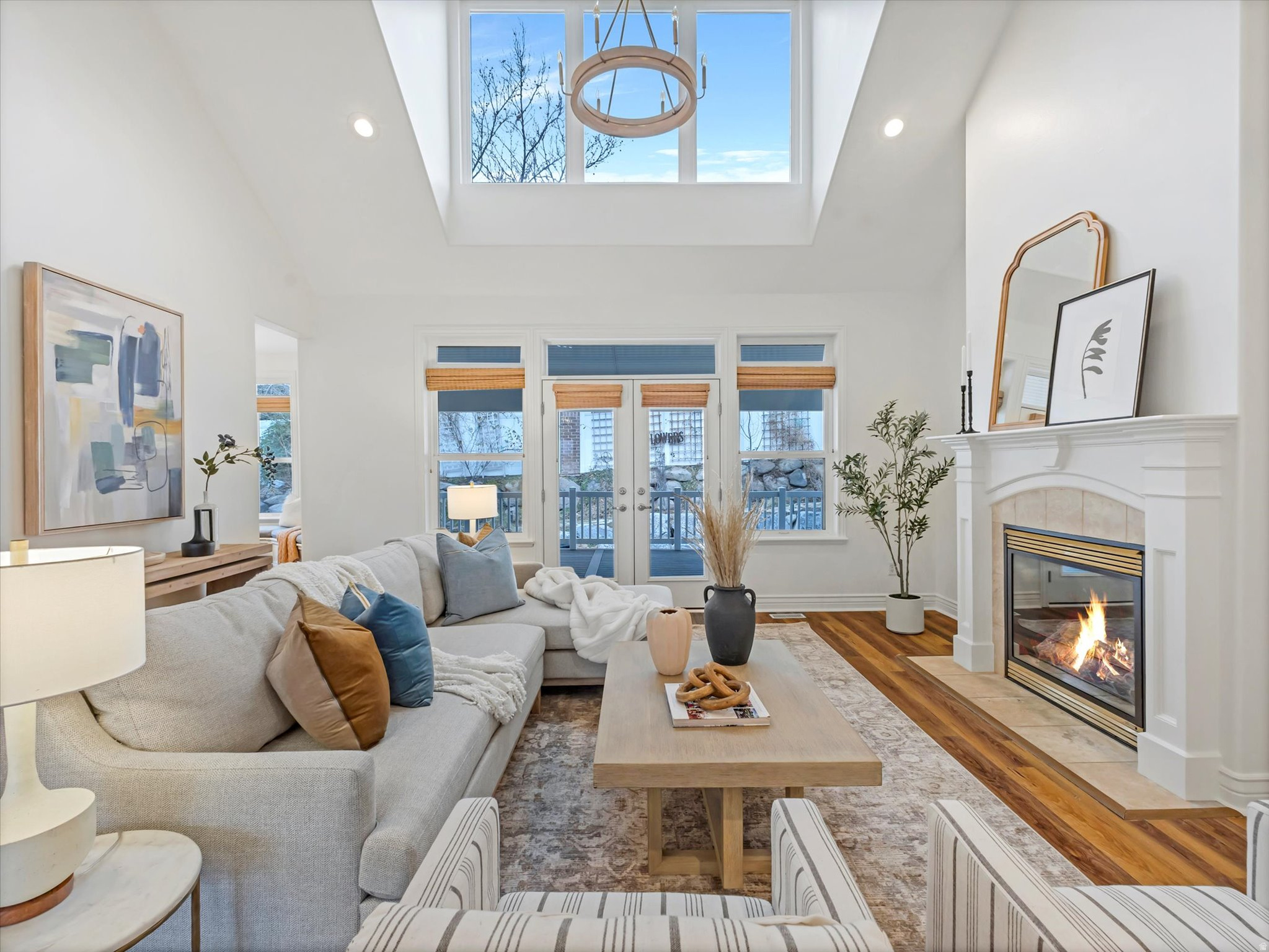 1694 E APPLE ORCHARD CT