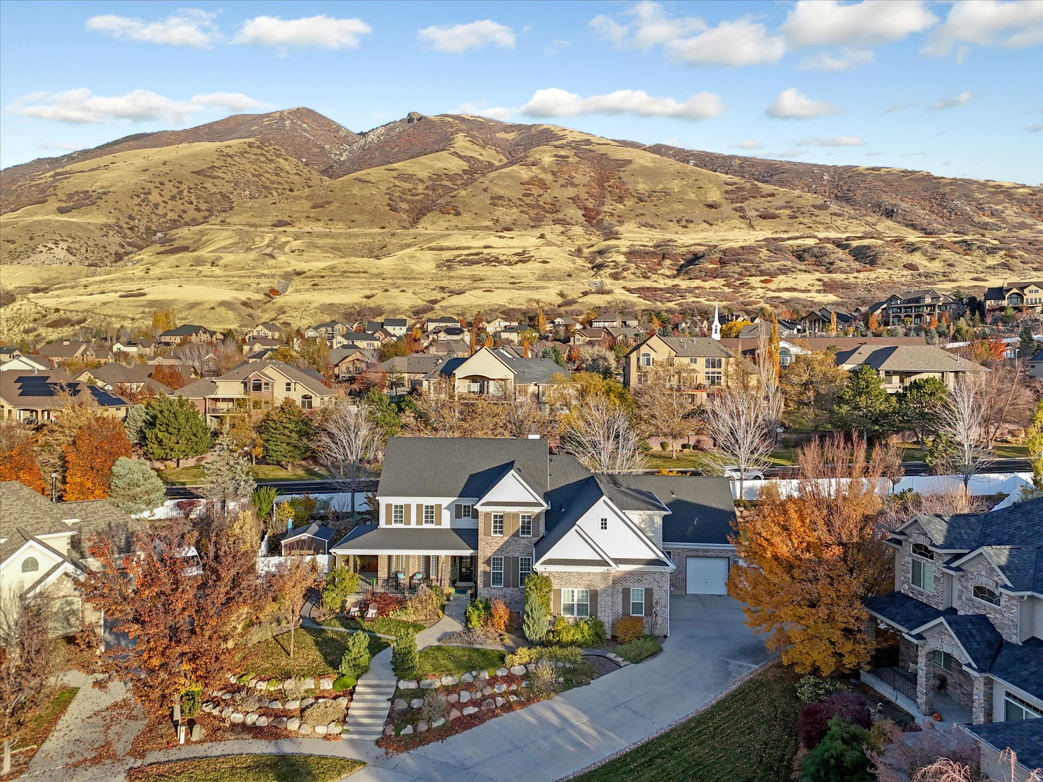 1694 E APPLE ORCHARD CT