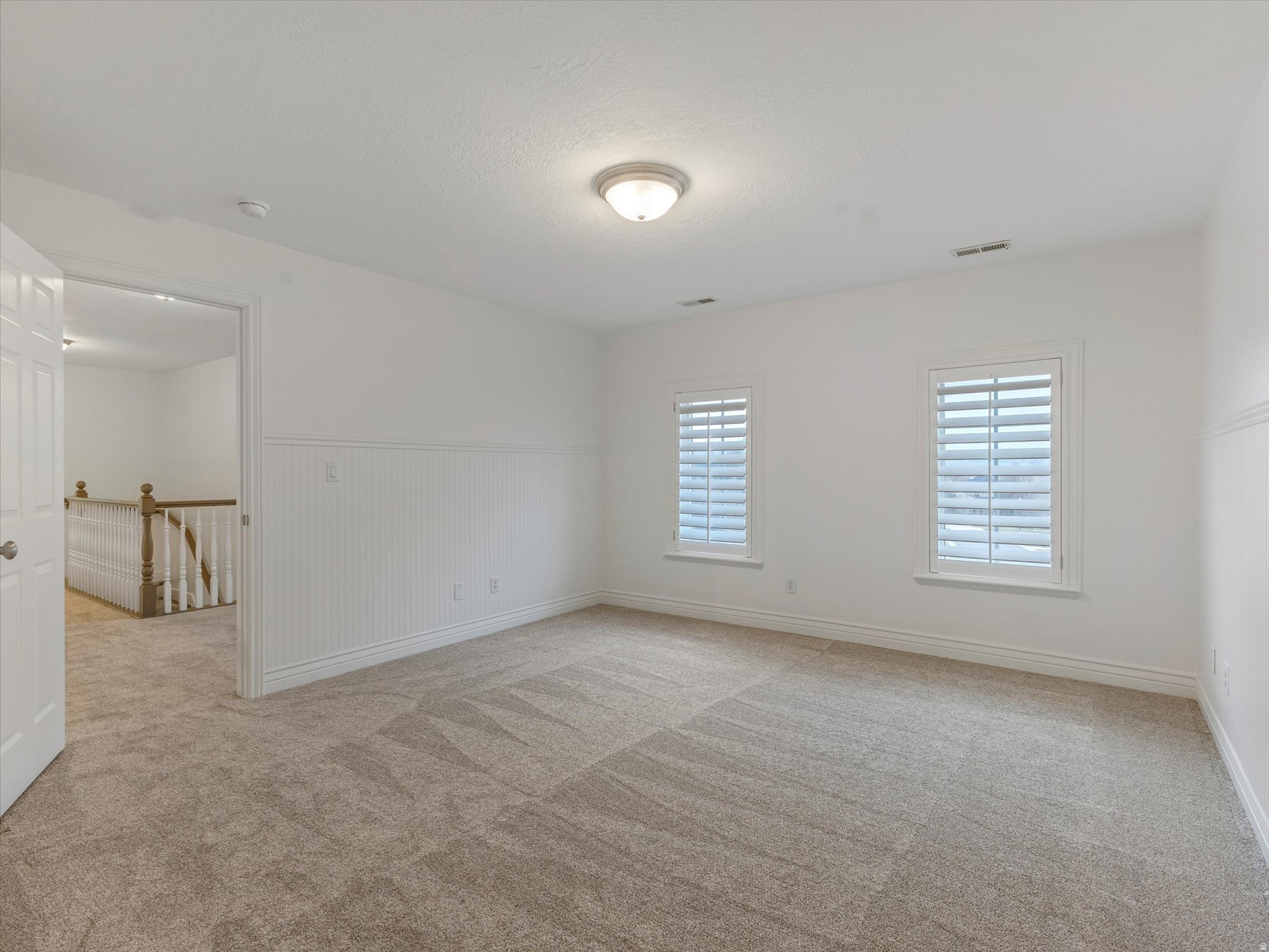 1694 E APPLE ORCHARD CT