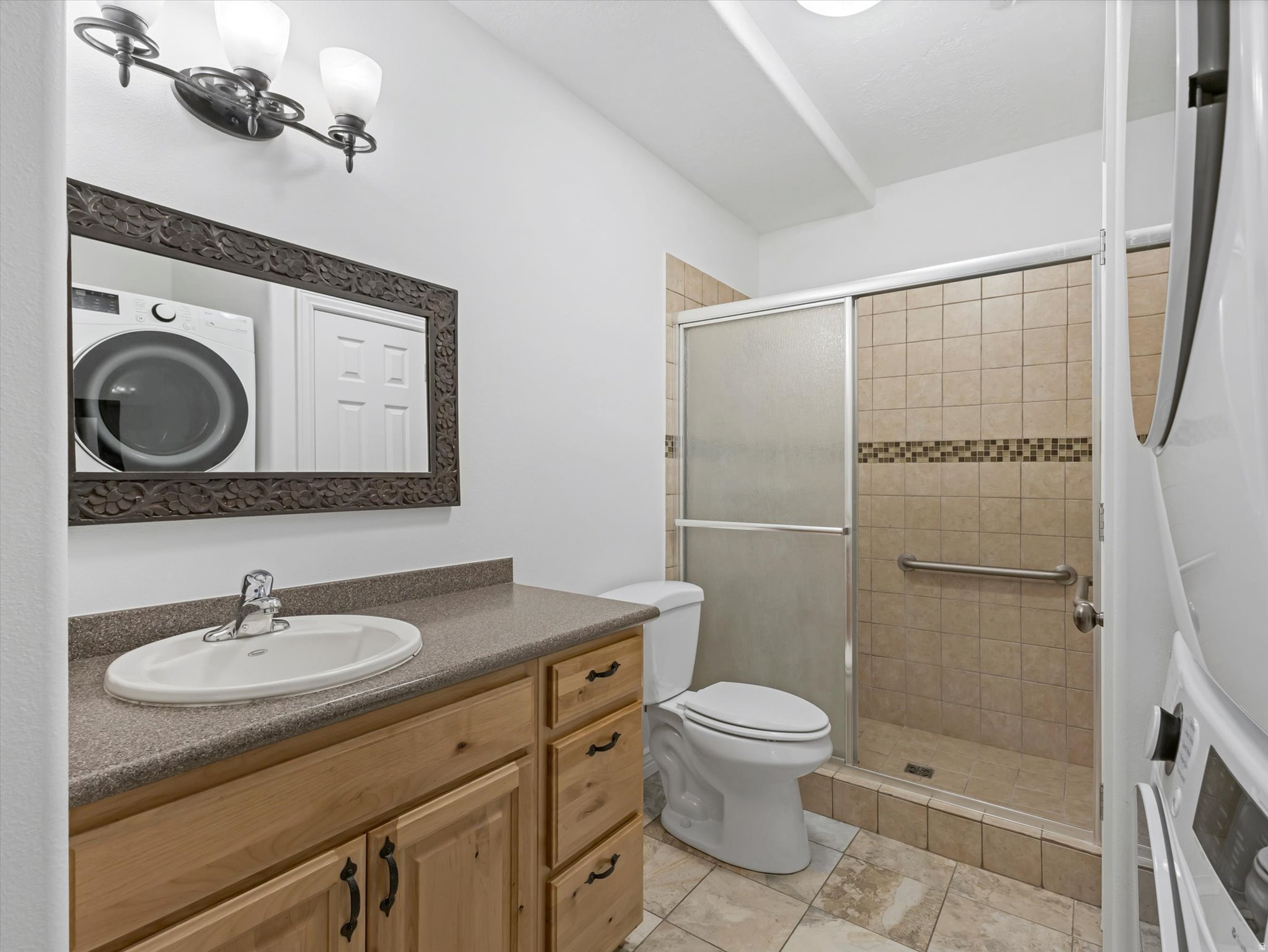 1694 E APPLE ORCHARD CT