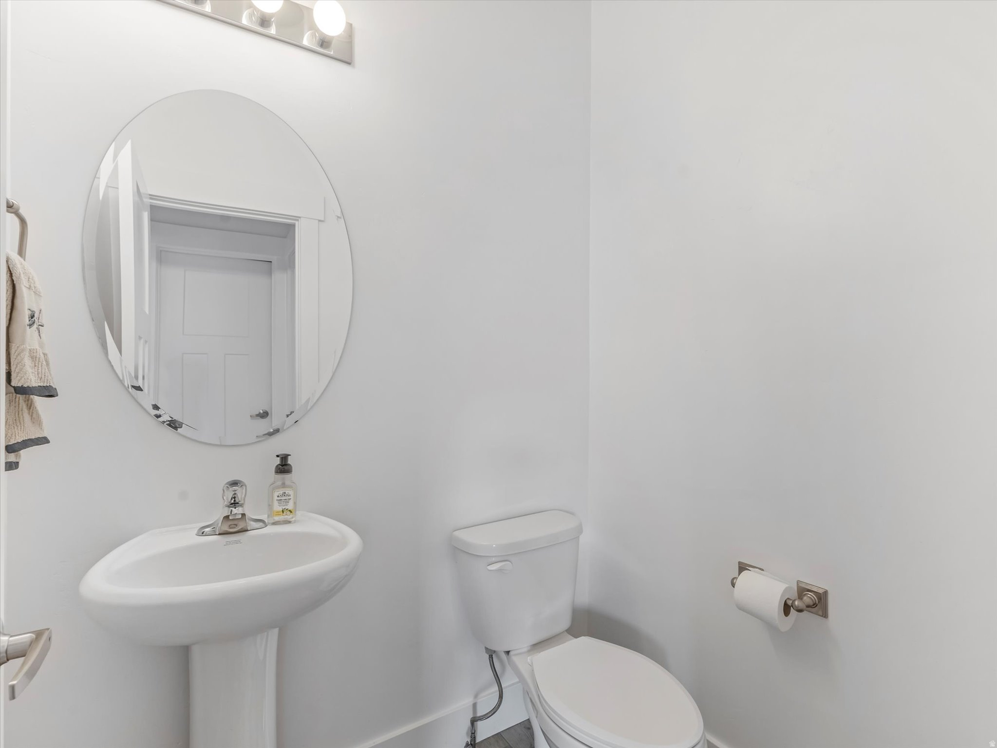 4731 S HILLHOUSE CV #101