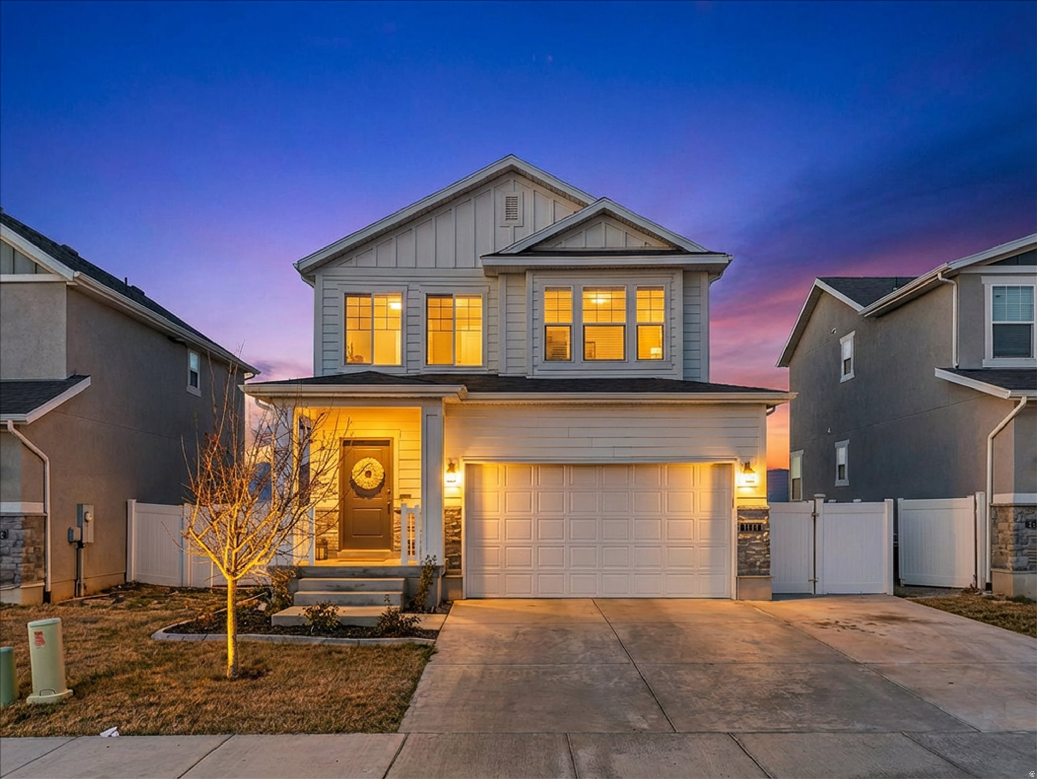 1012 W OSPREY DR