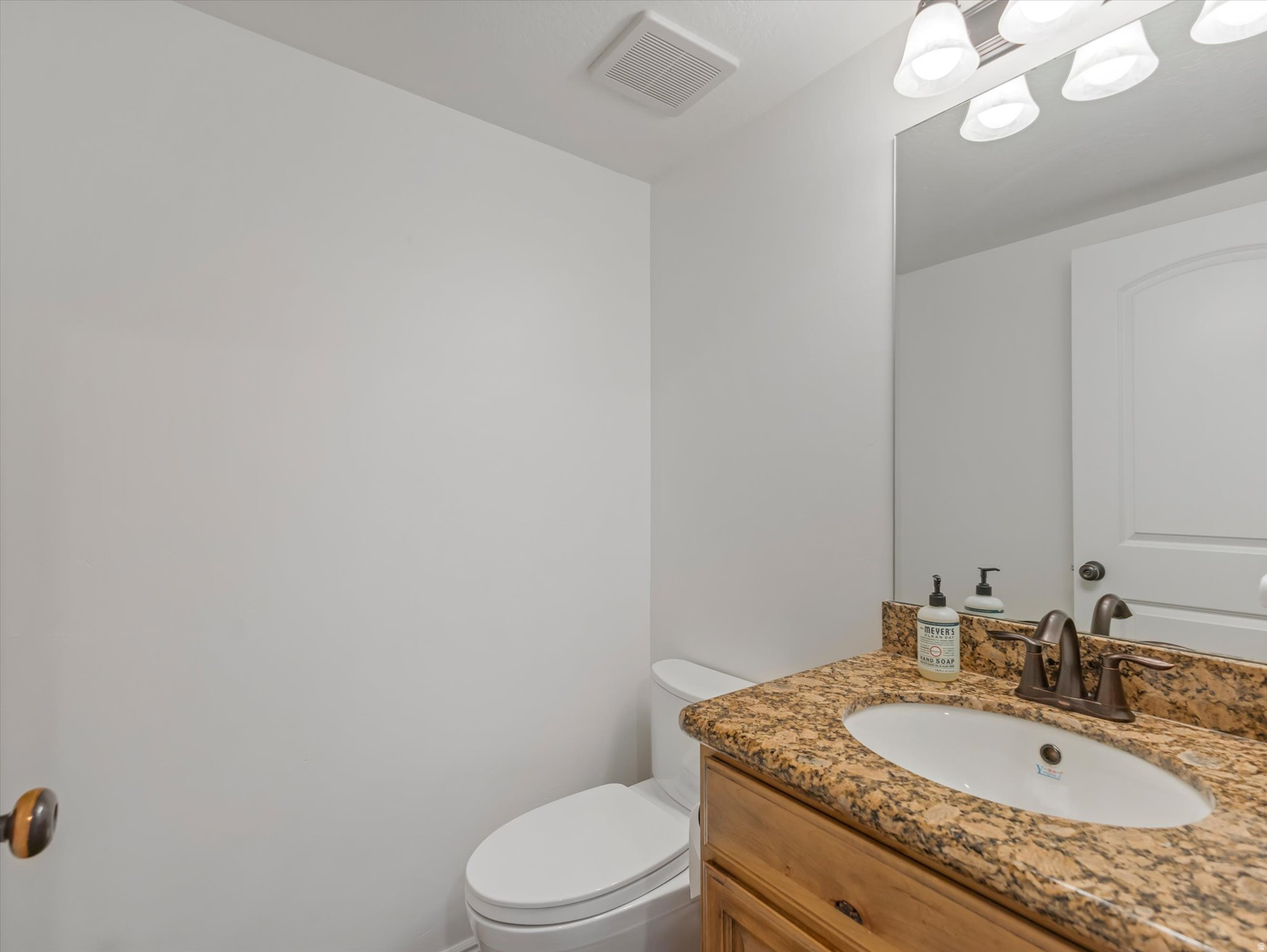 687 E ORCHARD VISTA CT