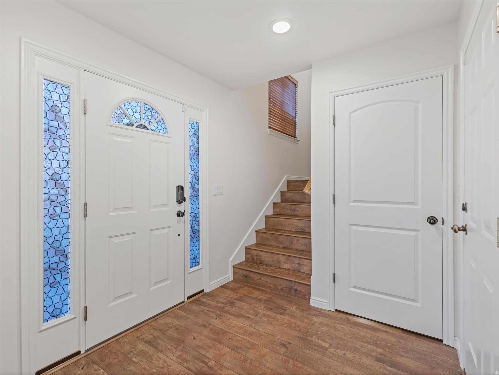 687 E ORCHARD VISTA CT