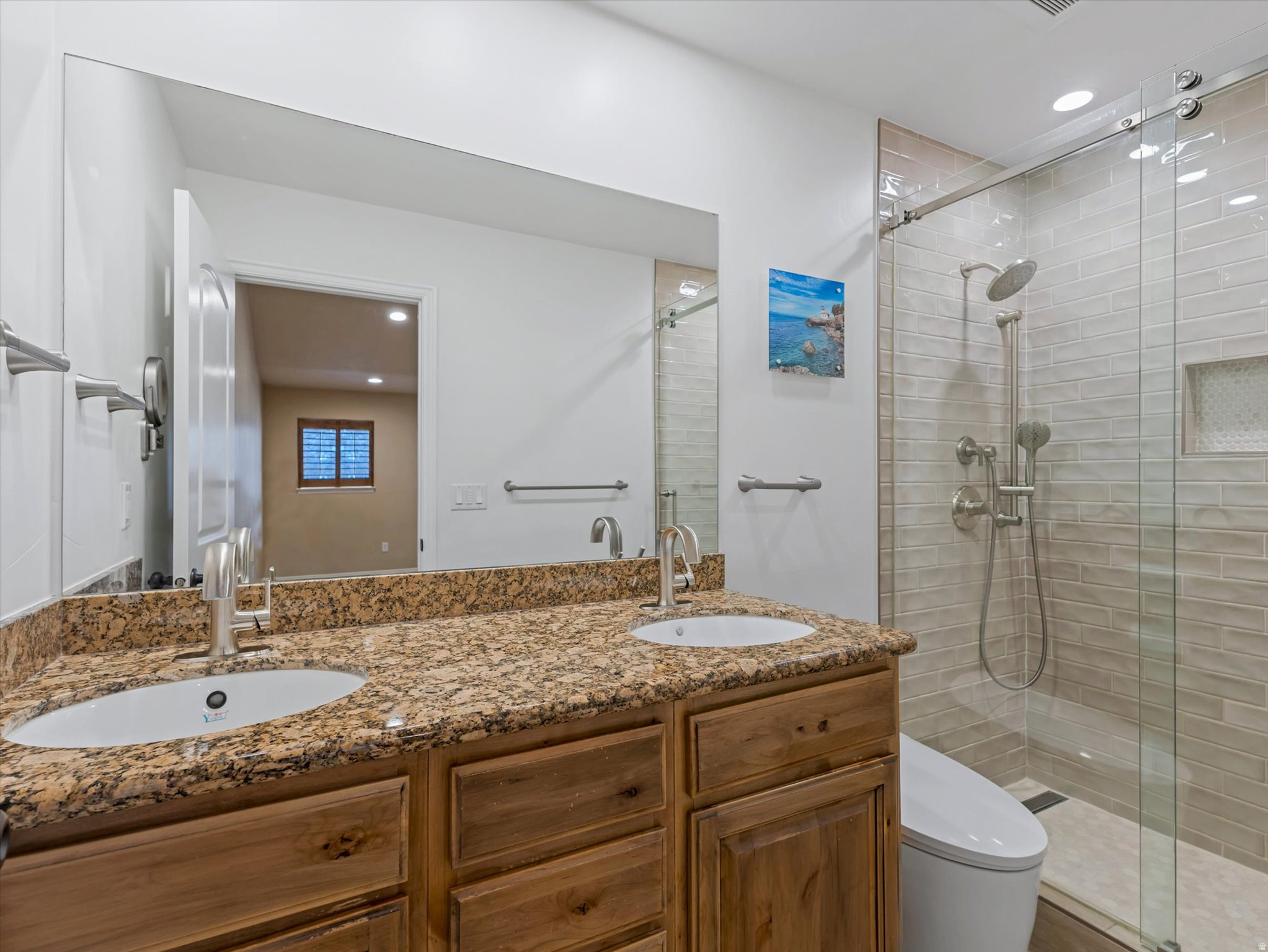 687 E ORCHARD VISTA CT