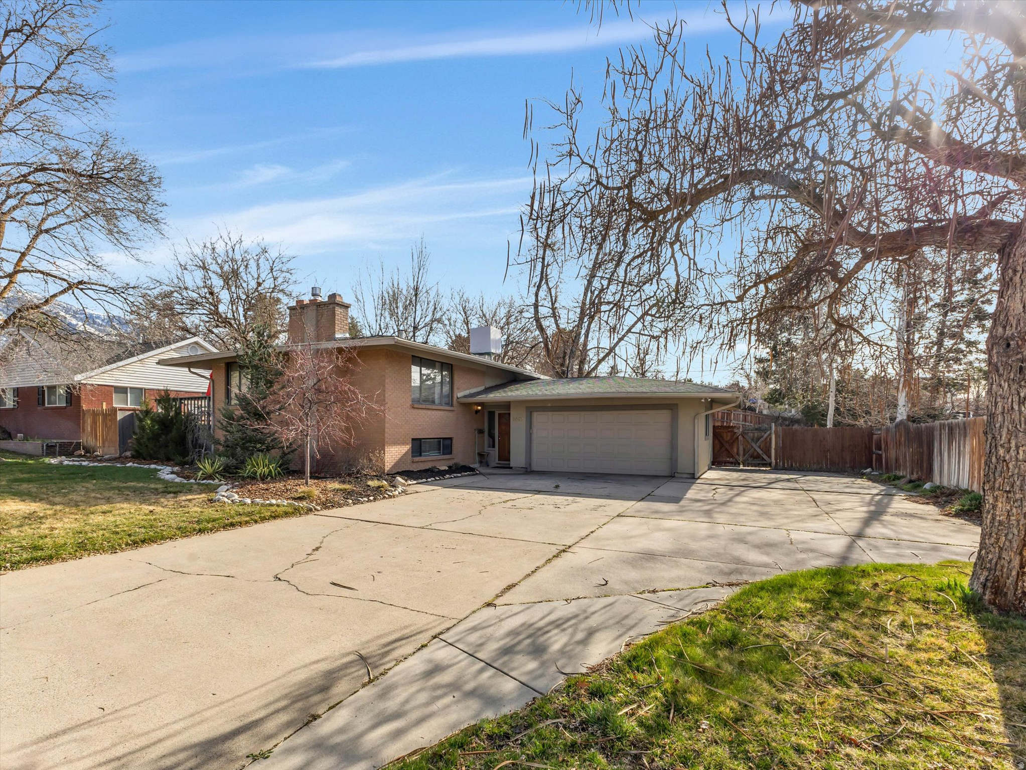 8698 S ALTA CANYON DR