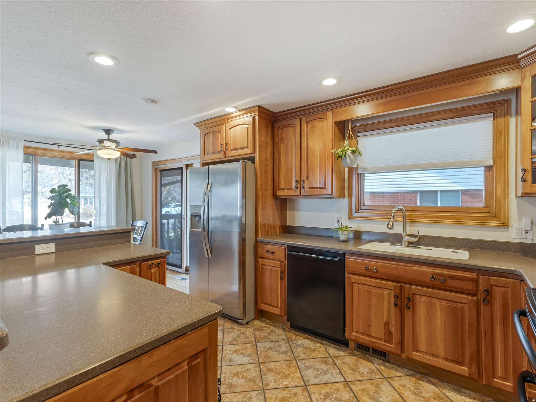 8698 S ALTA CANYON DR