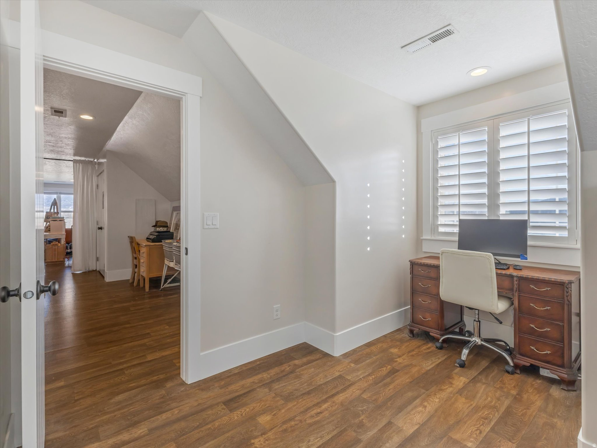 13503 S LOVERS LN