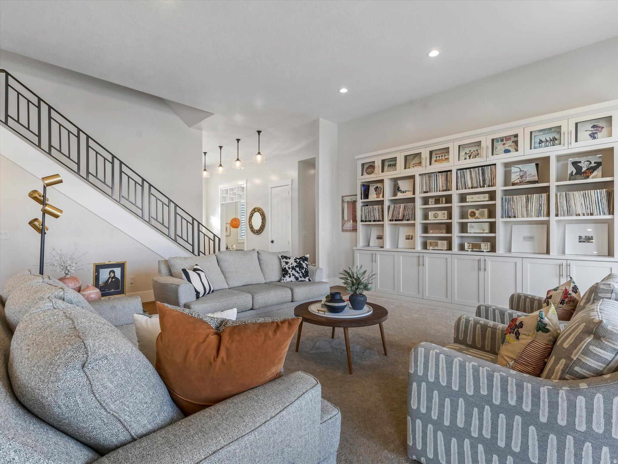 13503 S LOVERS LN