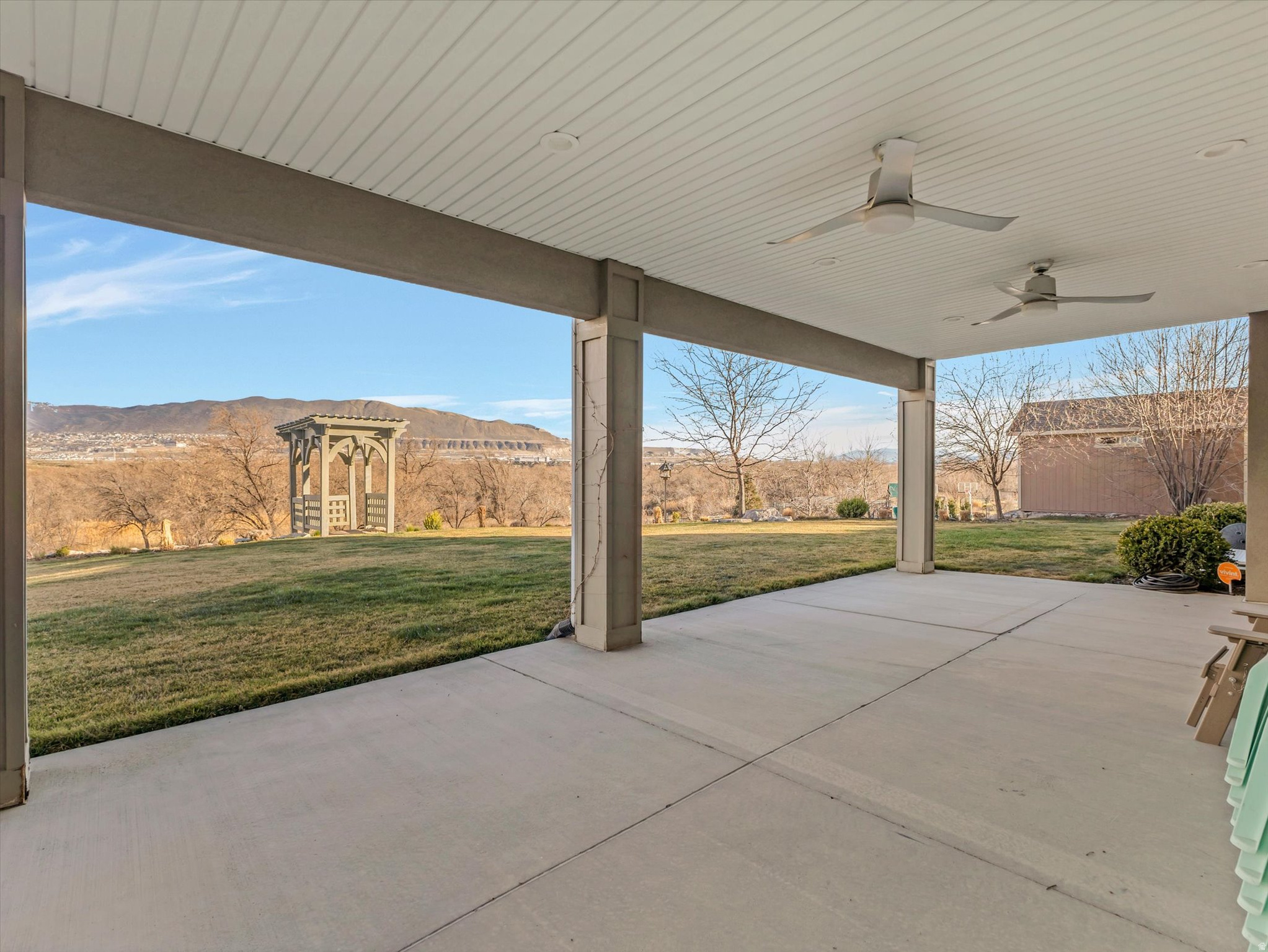 13503 S LOVERS LN