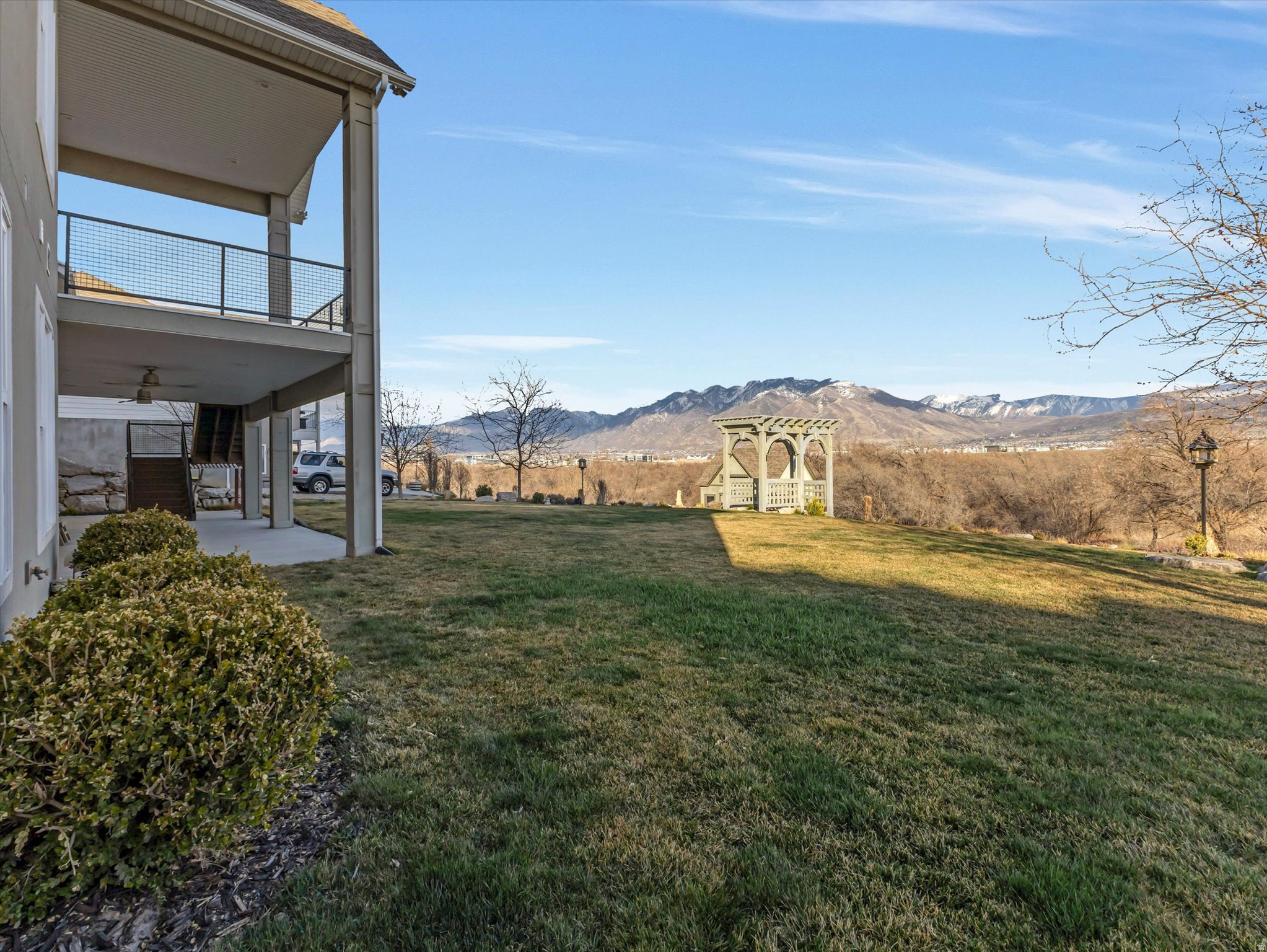 13503 S LOVERS LN