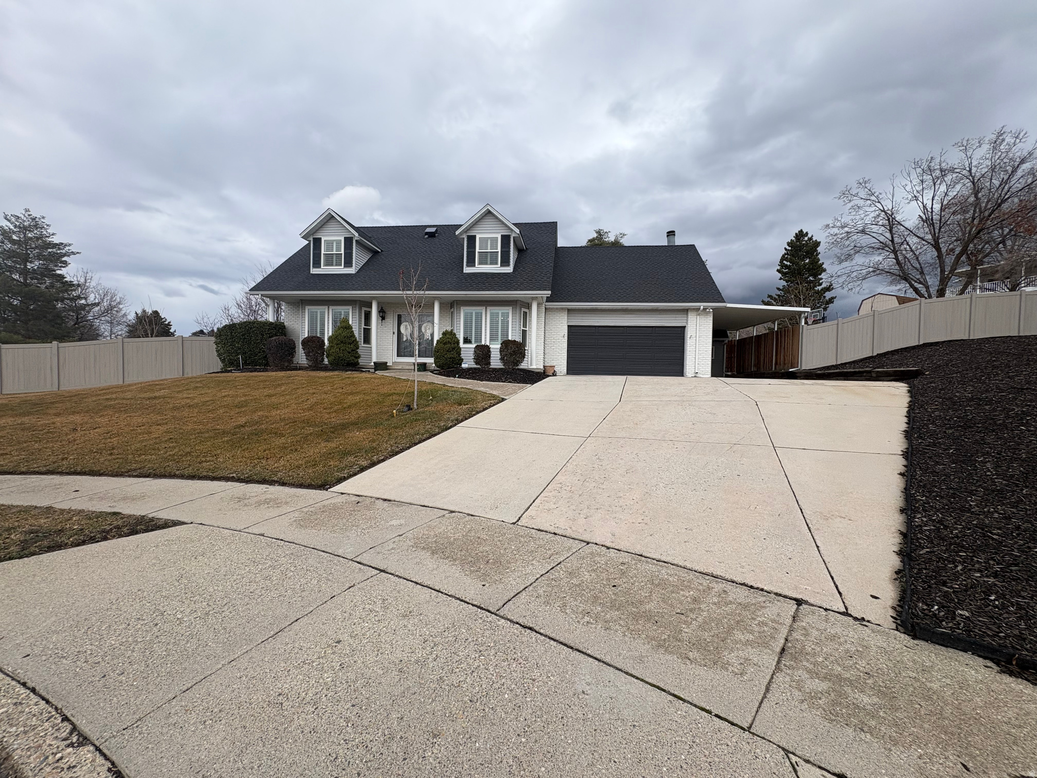 9140 S CHICKADEE CIR