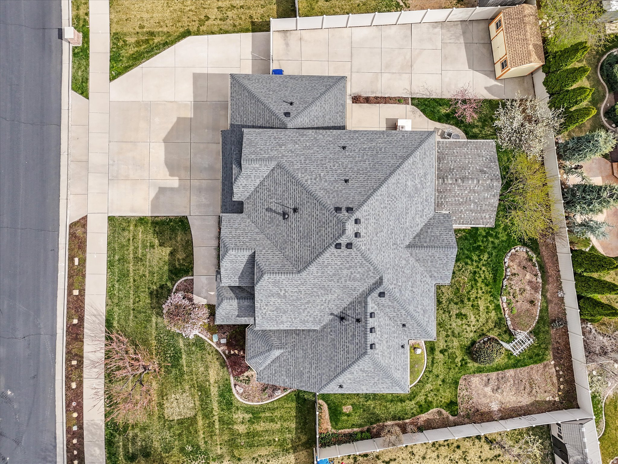2943 W CURRENT CREEK DR