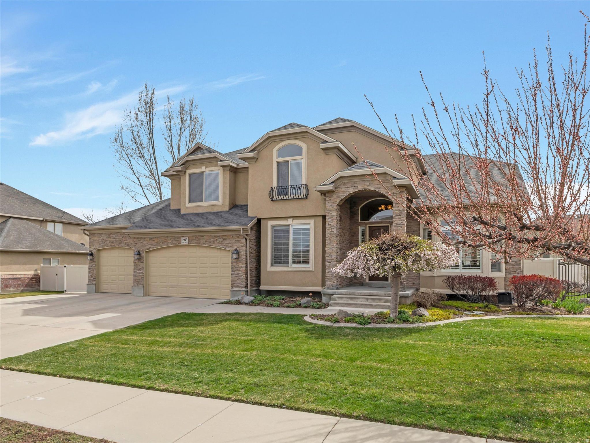 2943 W CURRENT CREEK DR