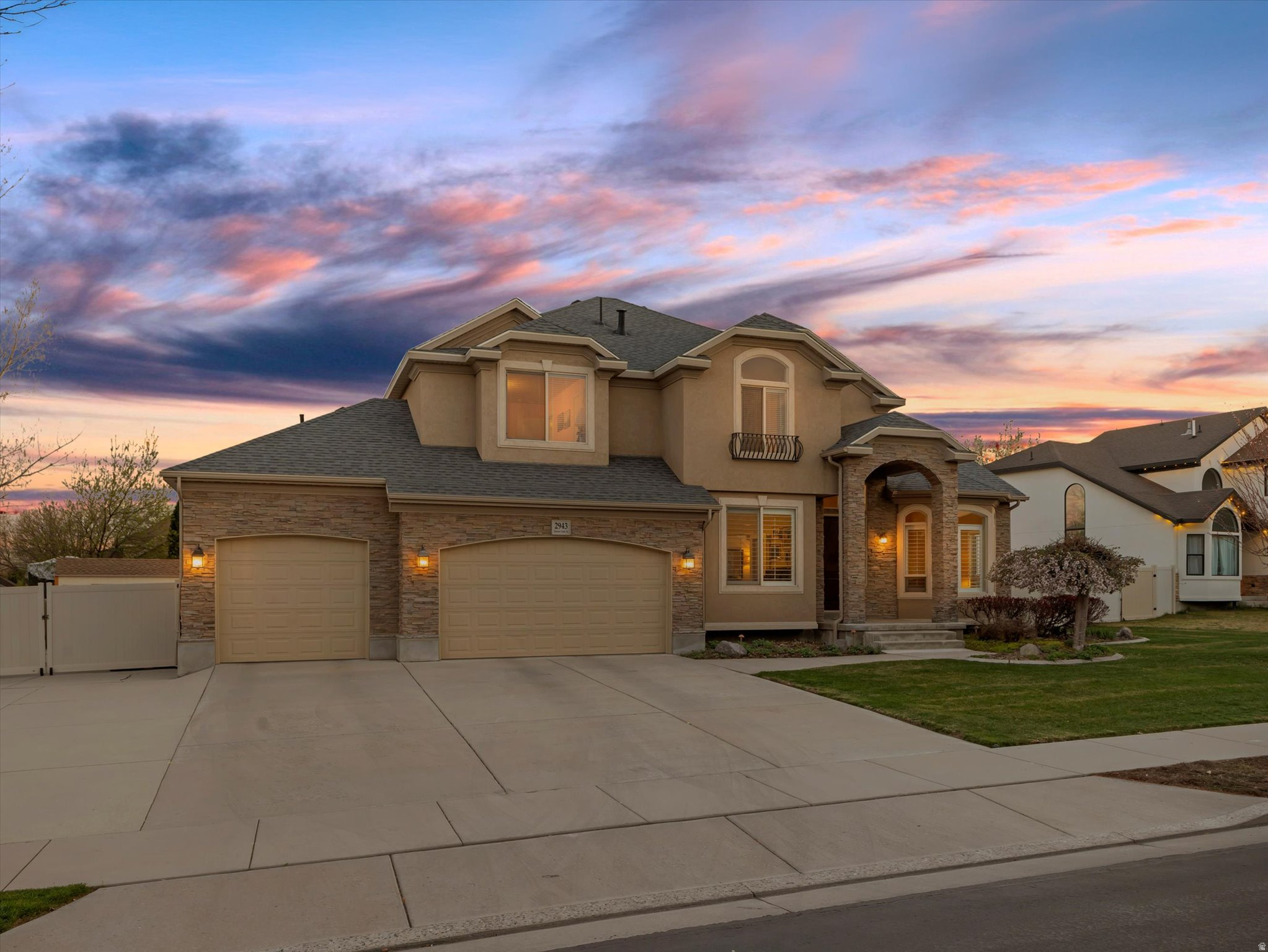 2943 W CURRENT CREEK DR