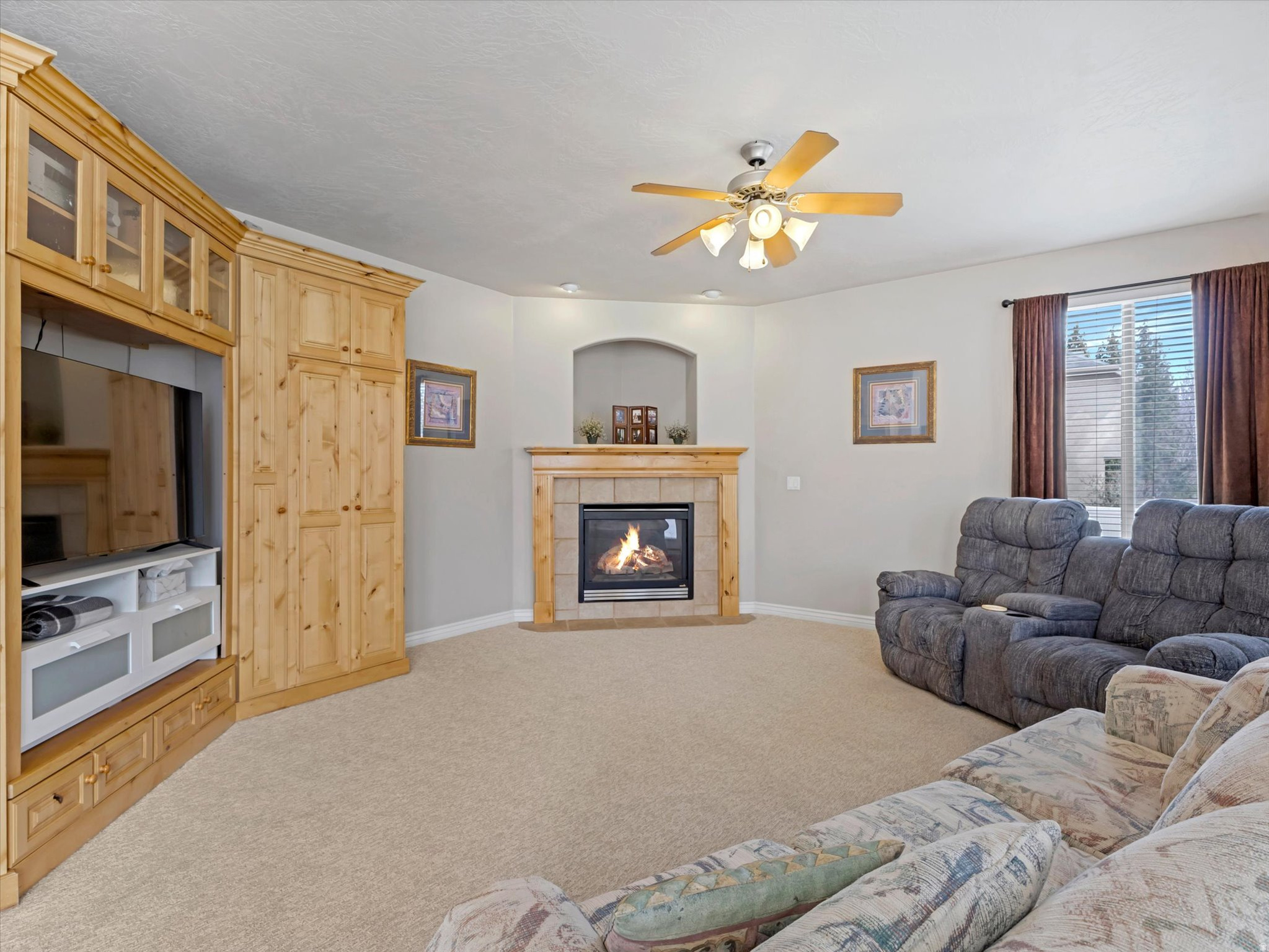 2943 W CURRENT CREEK DR