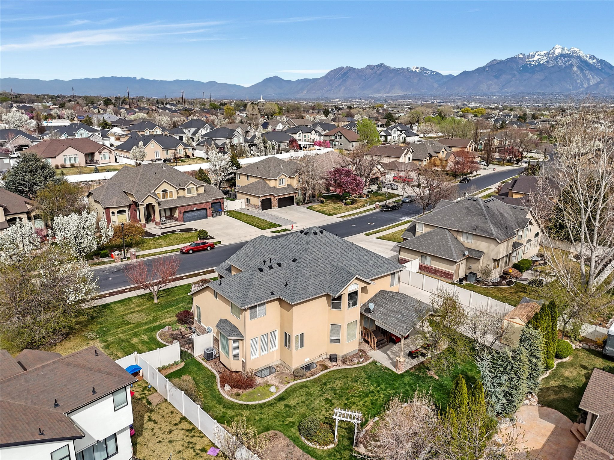 2943 W CURRENT CREEK DR