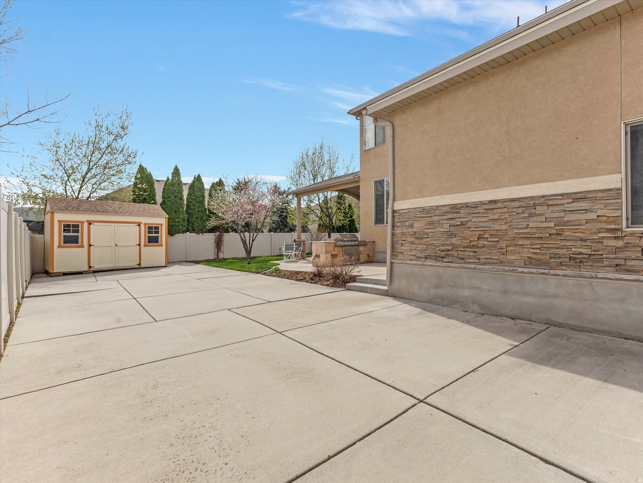 2943 W CURRENT CREEK DR