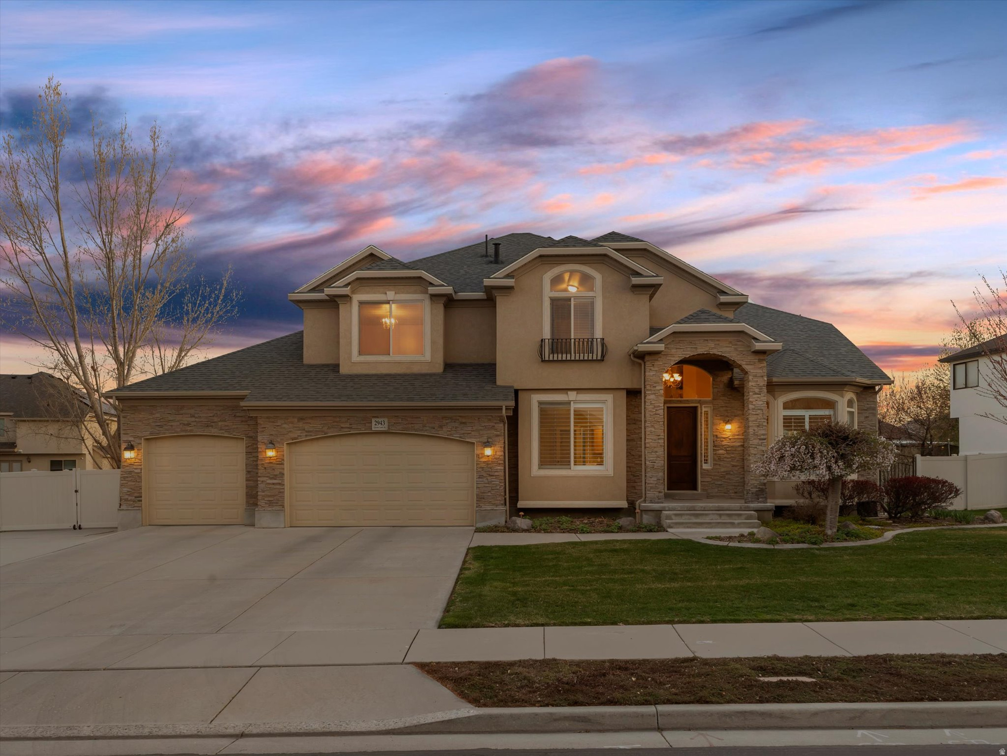 2943 W CURRENT CREEK DR