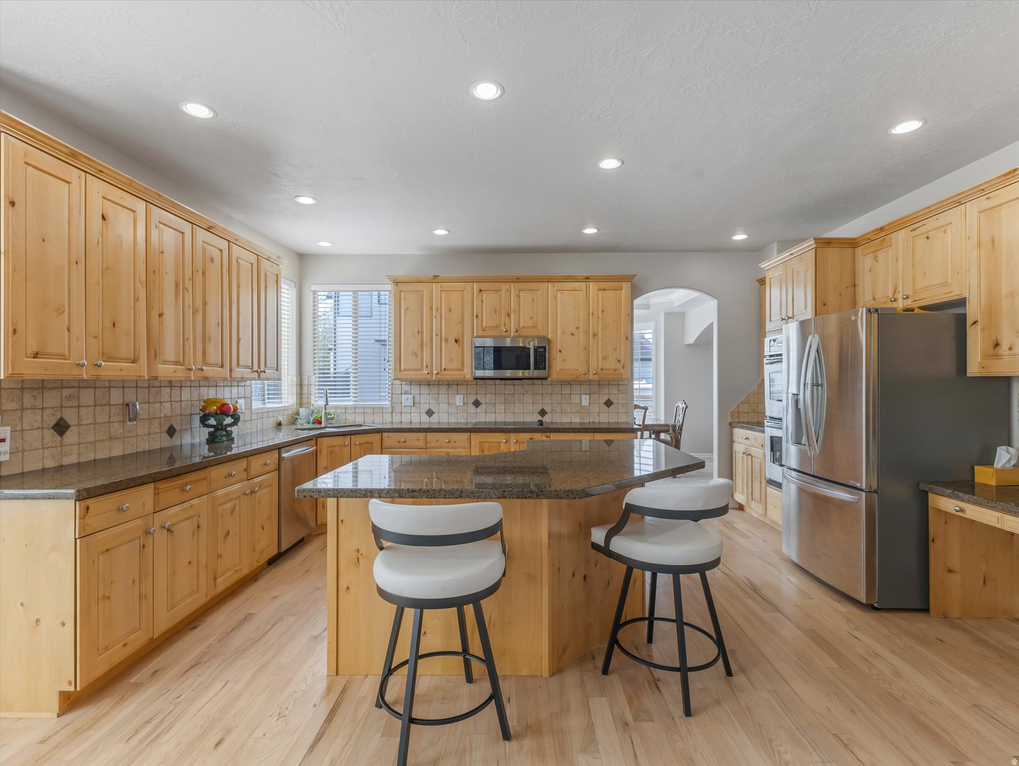 2943 W CURRENT CREEK DR
