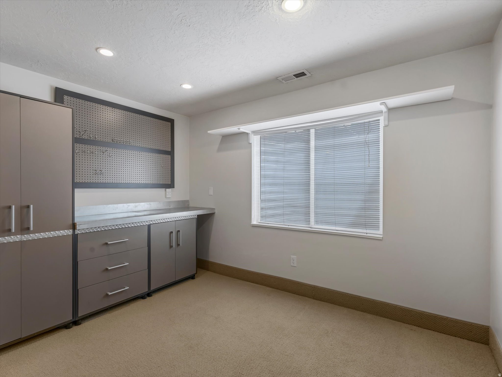 2943 W CURRENT CREEK DR