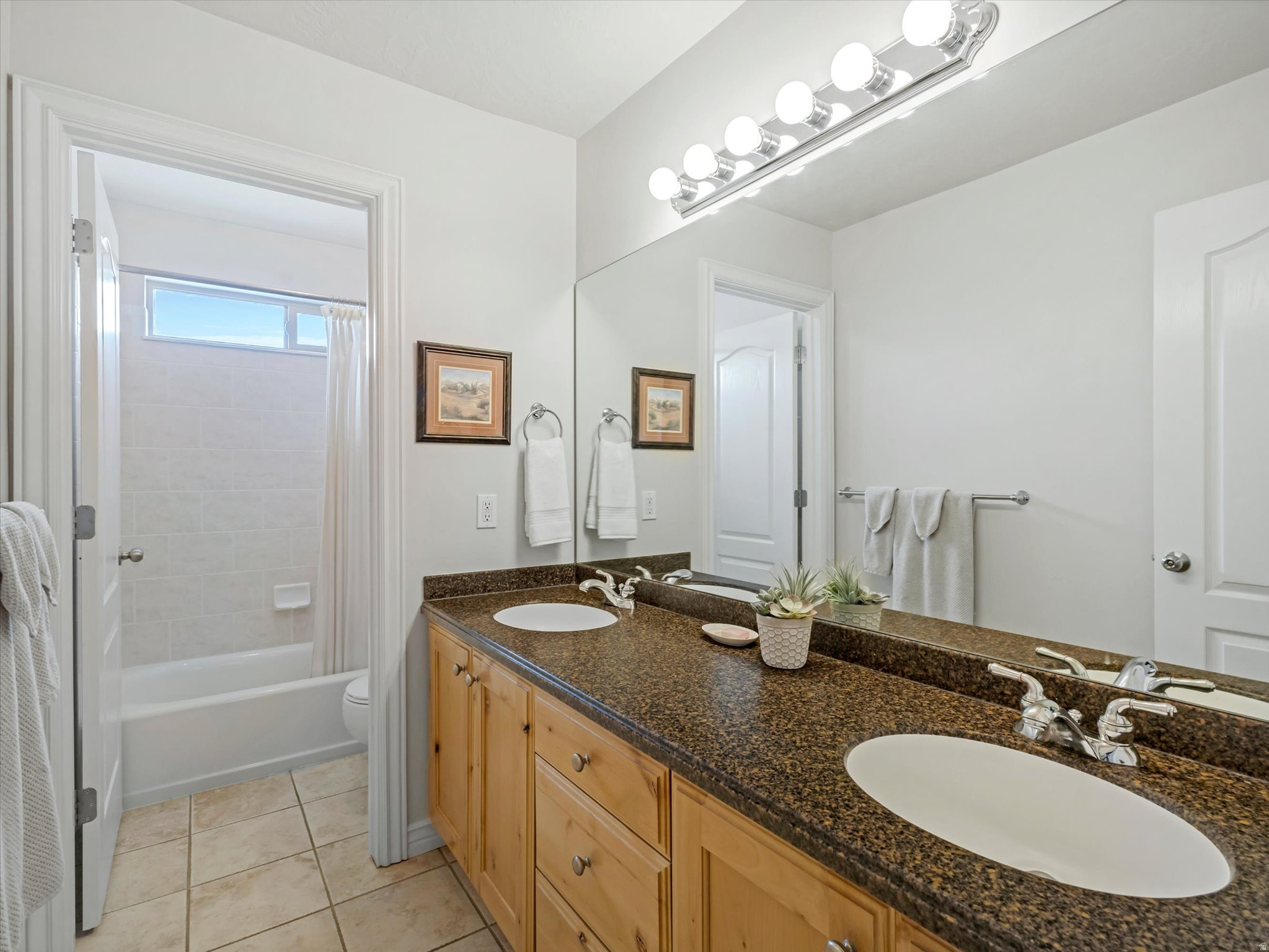 2943 W CURRENT CREEK DR