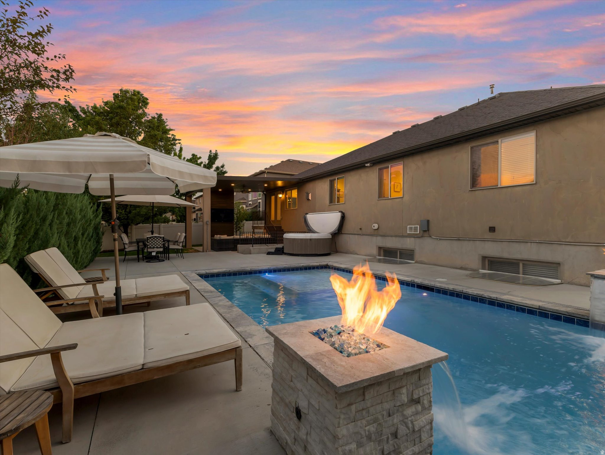 12113 S AIDEN RIDGE DR