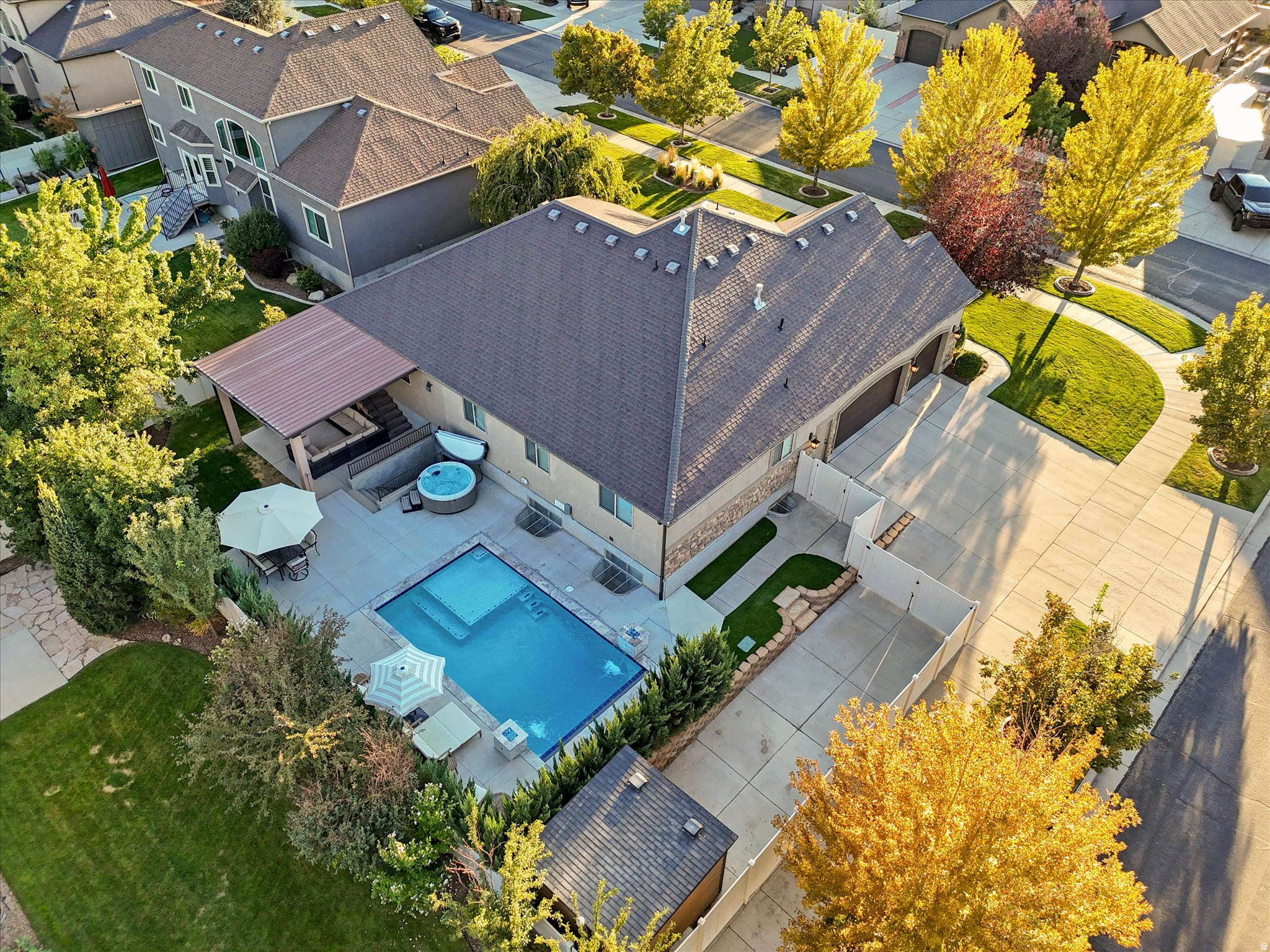 12113 S AIDEN RIDGE DR