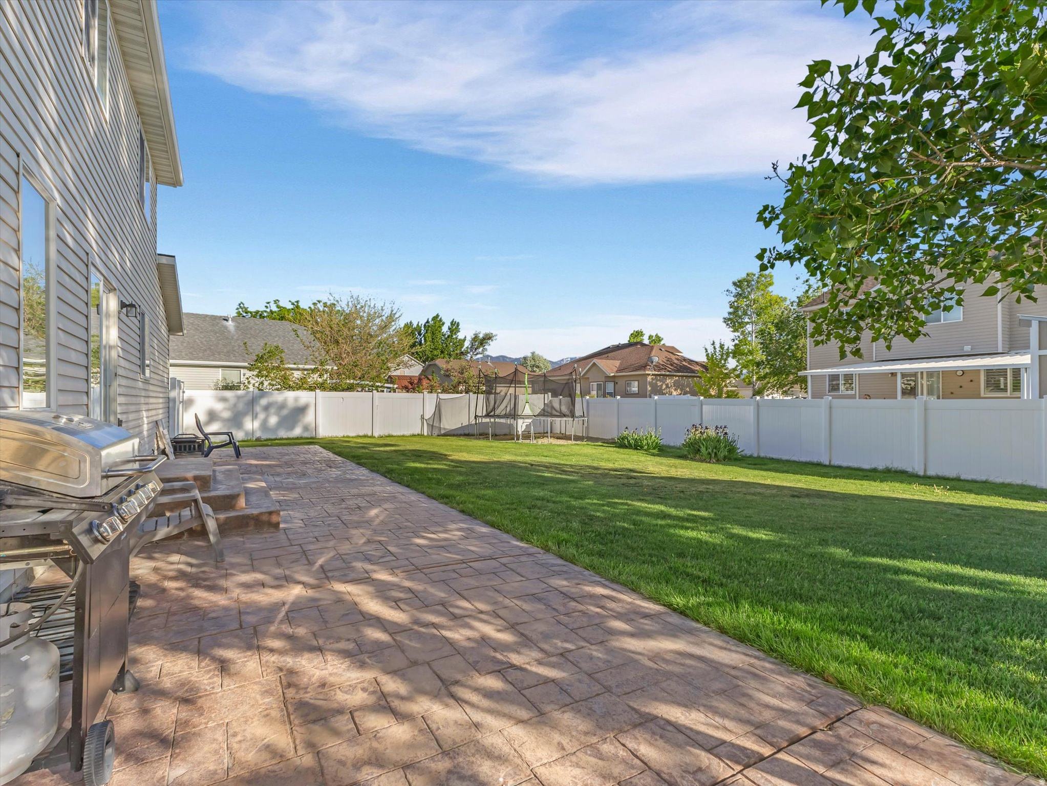 187 W BOATSMAN CIR