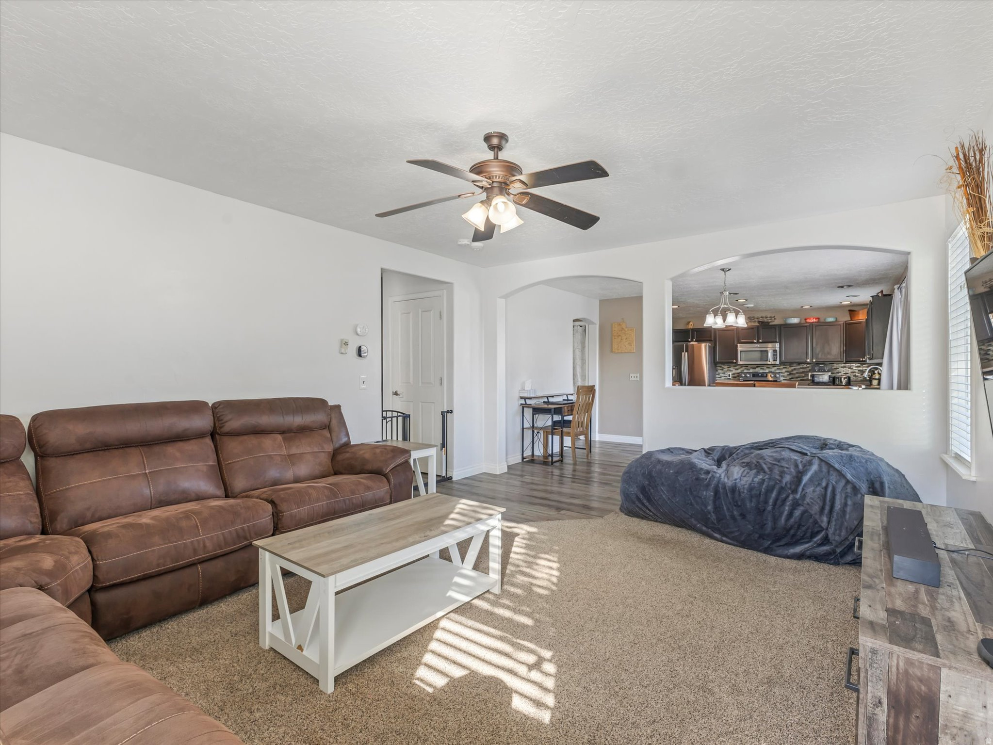 187 W BOATSMAN CIR