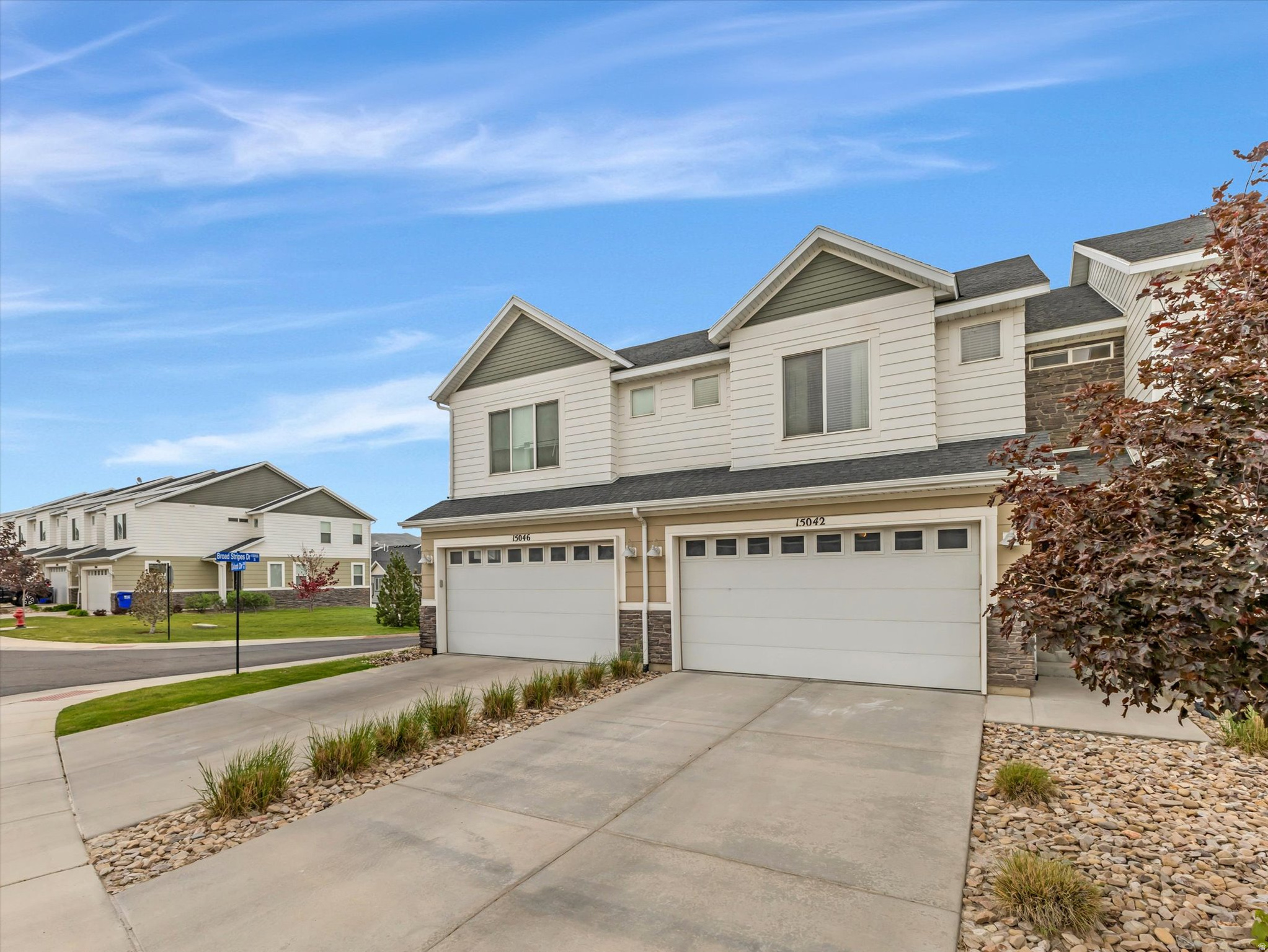 15042 S GALLANT DR