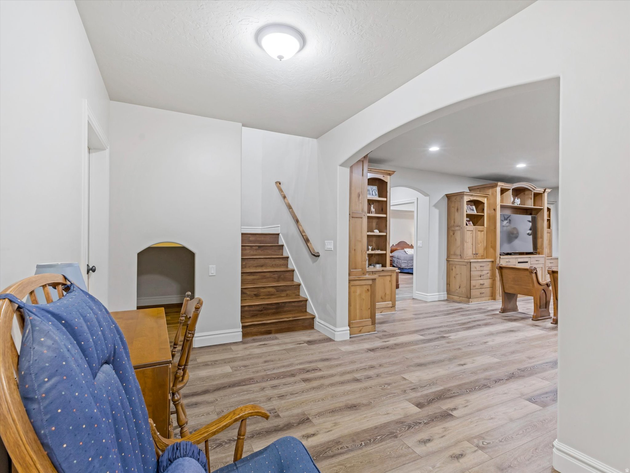 3077 E SCENIC VALLEY LN