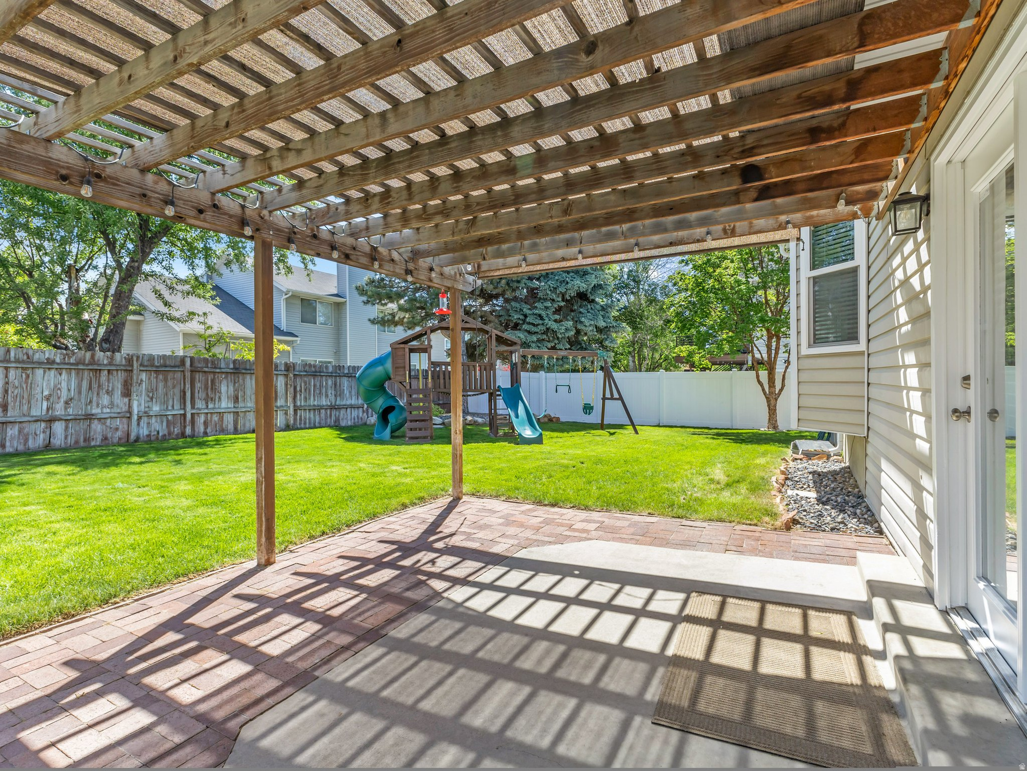 558 E CHERRY PLUM CT