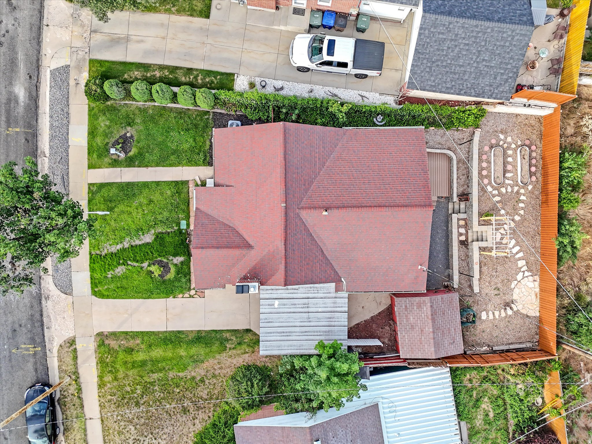 2504 E WILMINGTON AVE