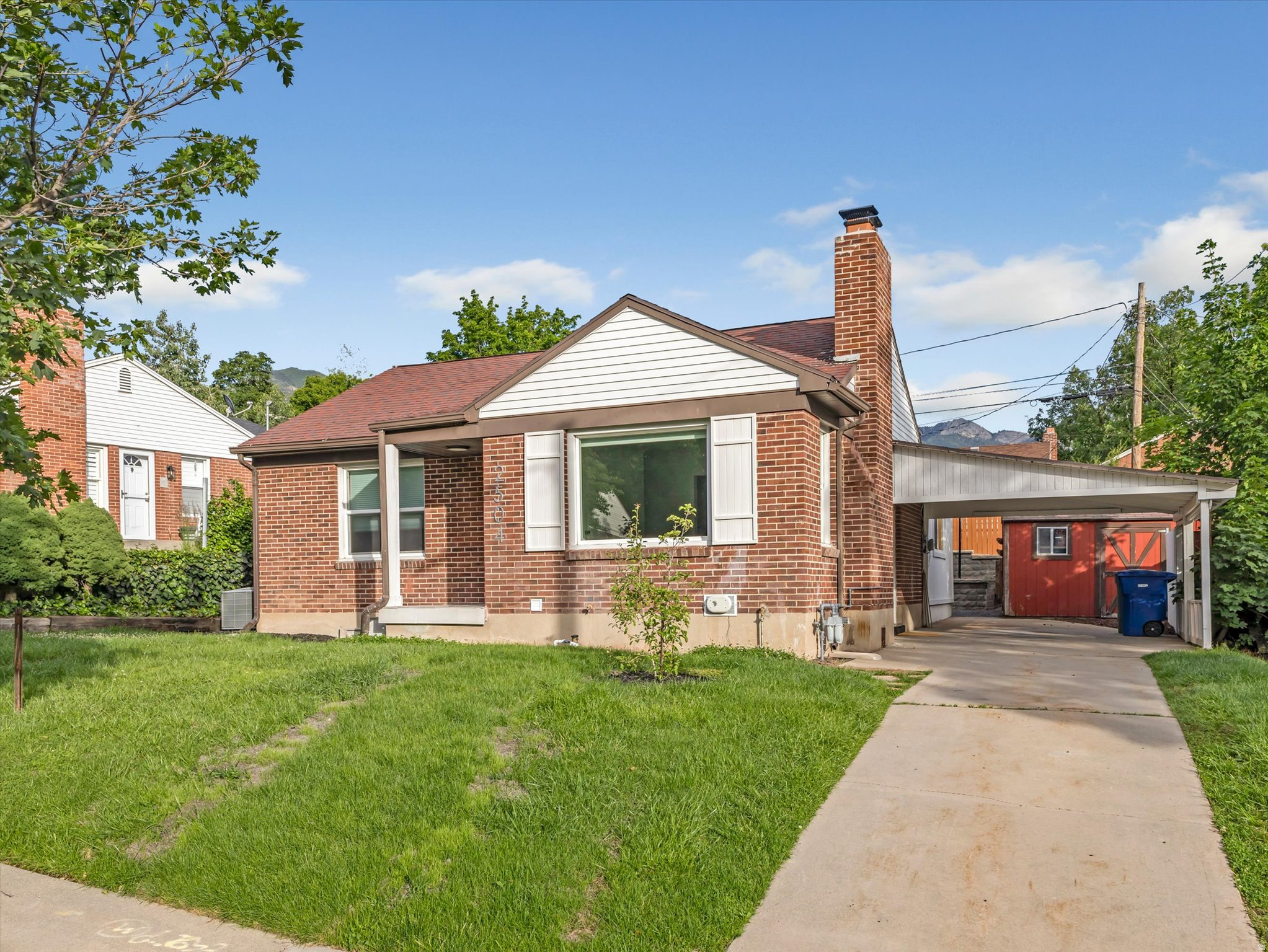 2504 E WILMINGTON AVE