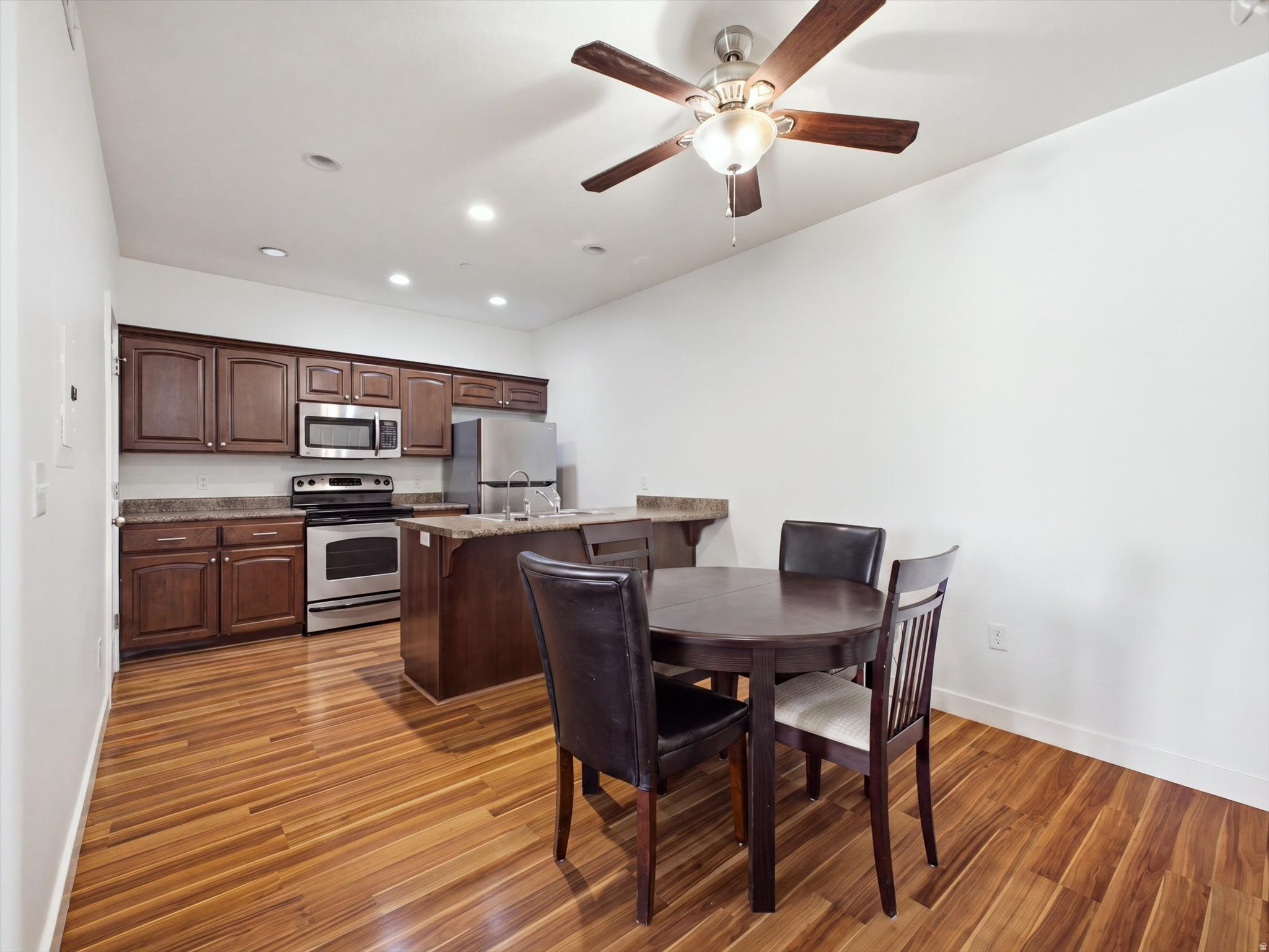 190 E BELMONT AVE #9