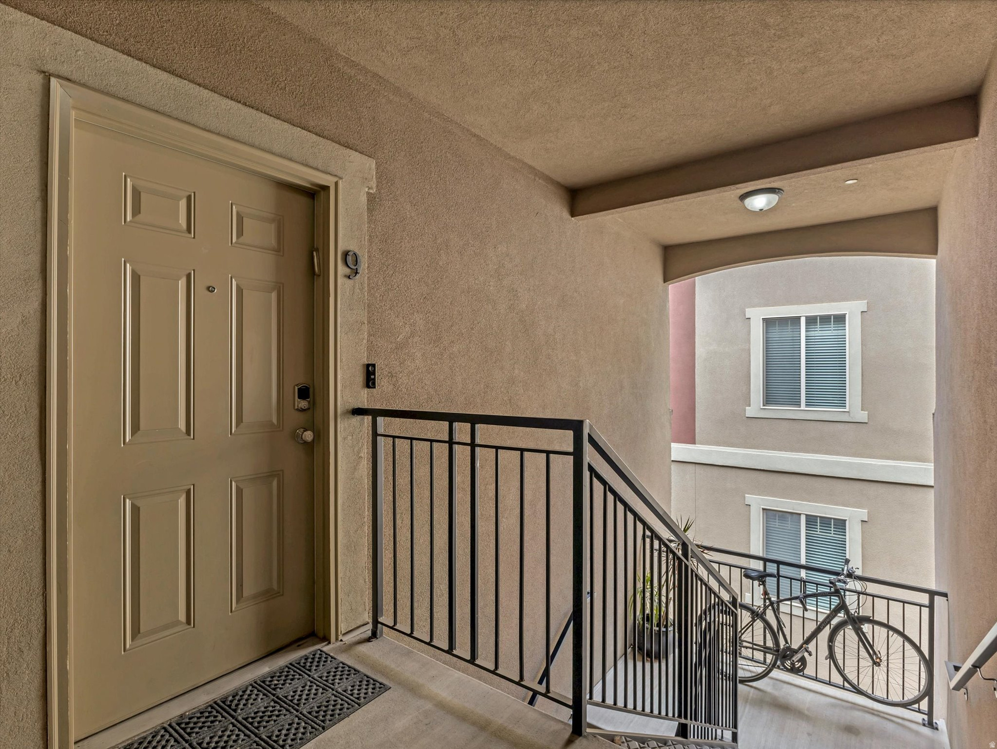 190 E BELMONT AVE #9